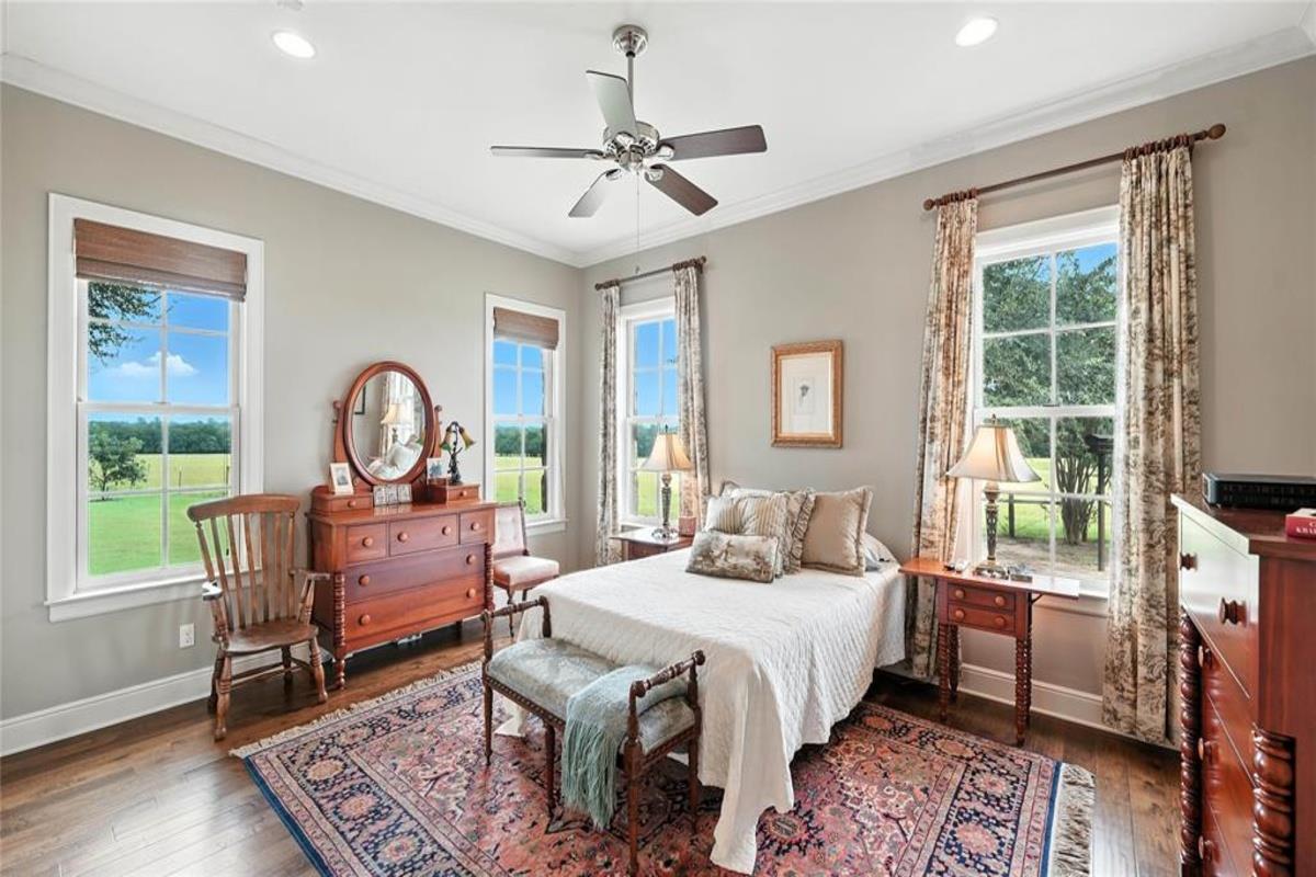 Image 23 of 40 For 705 Antioch Rd