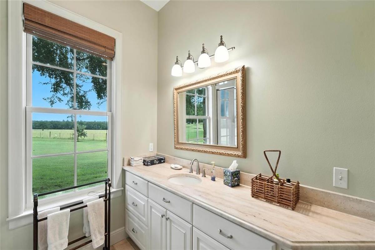 Image 25 of 40 For 705 Antioch Rd