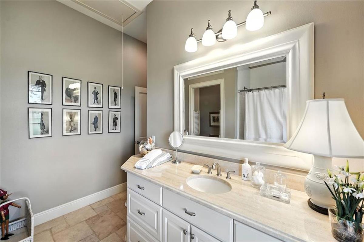 Image 26 of 40 For 705 Antioch Rd