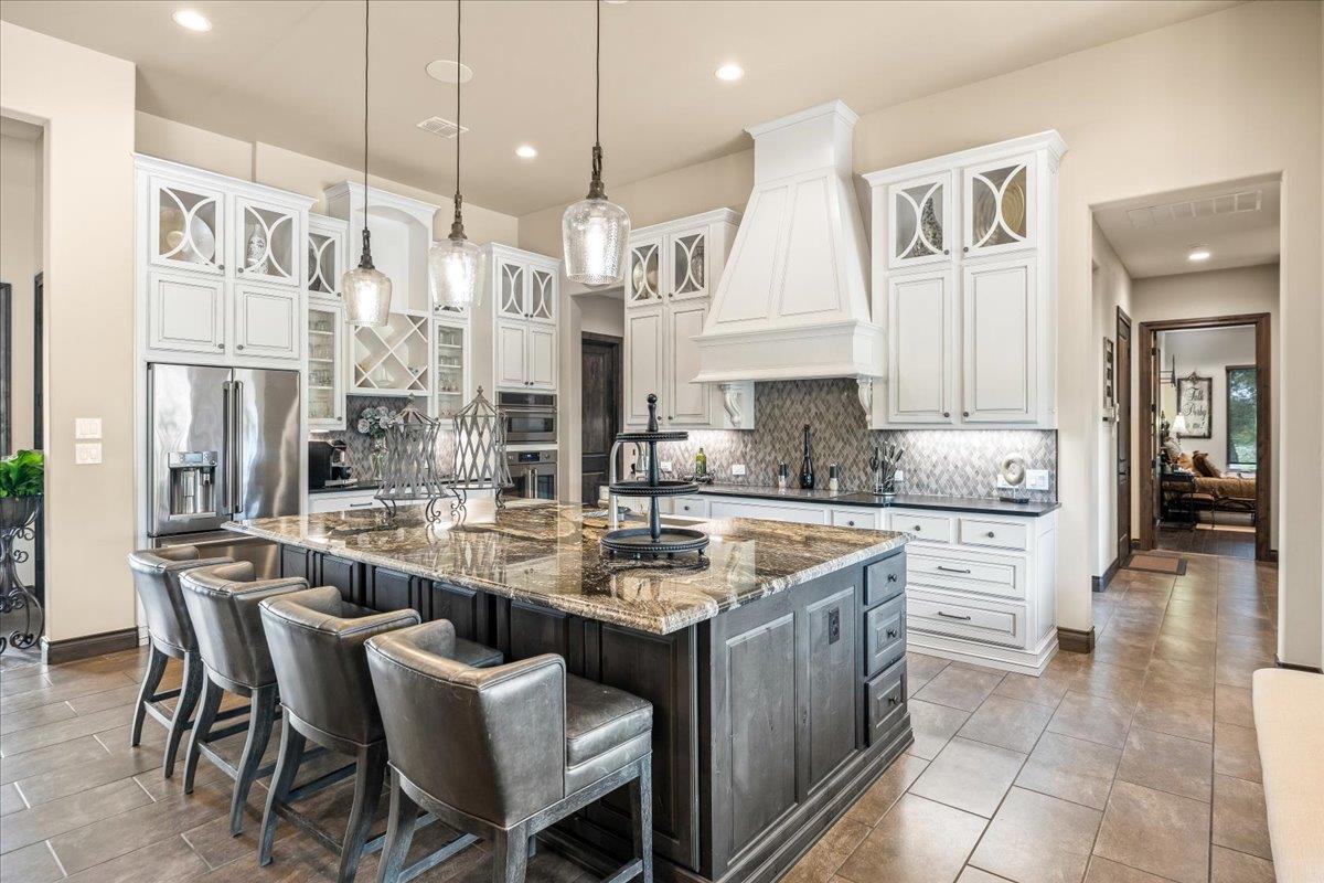 Image 9 of 40 For 742 Pacific Pl