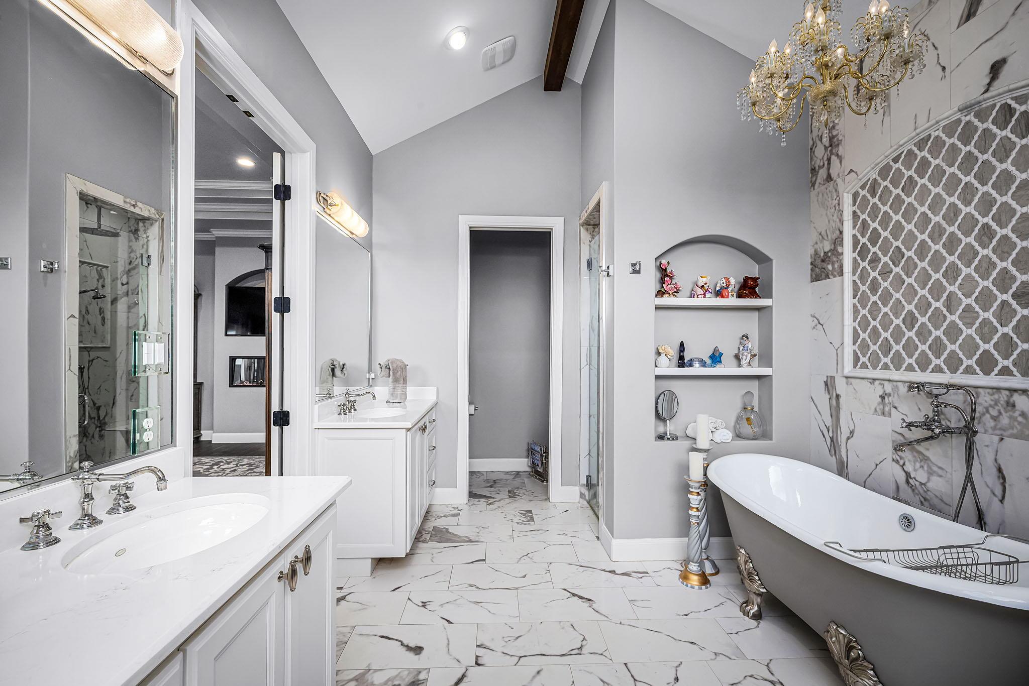 Image 27 of 40 For 1607 Bordeaux Blanc