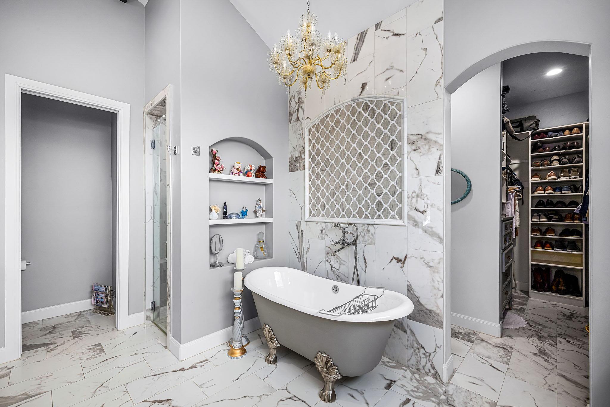 Image 28 of 40 For 1607 Bordeaux Blanc