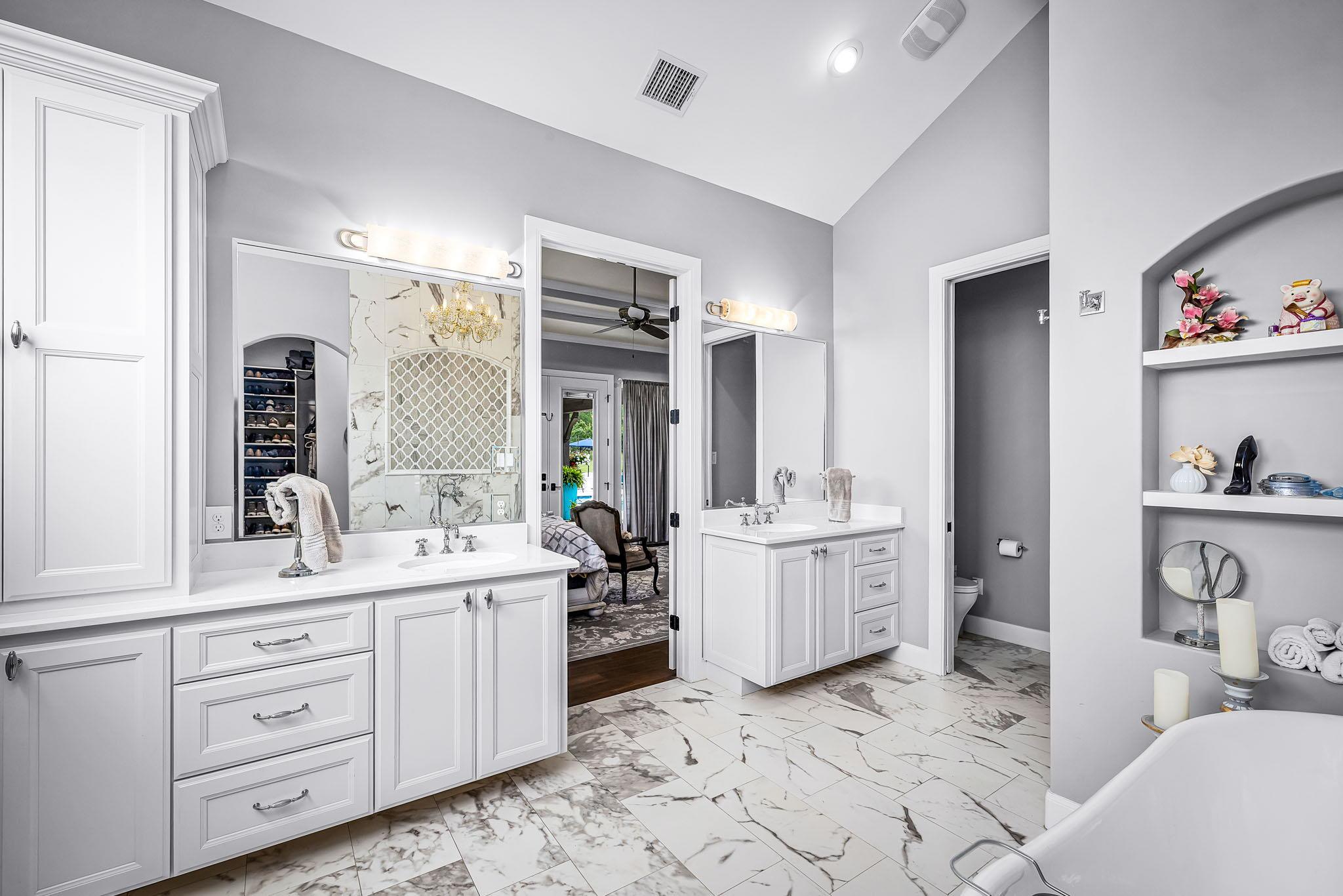 Image 29 of 40 For 1607 Bordeaux Blanc