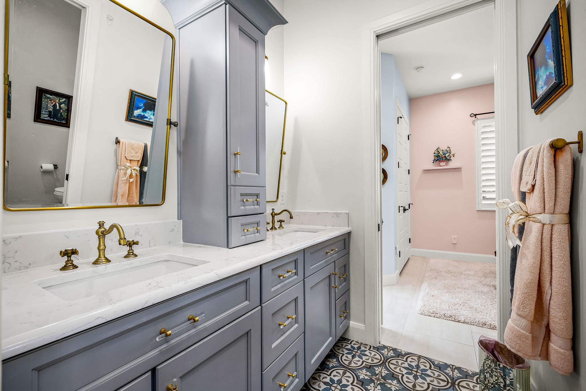 Image 35 of 40 For 1607 Bordeaux Blanc