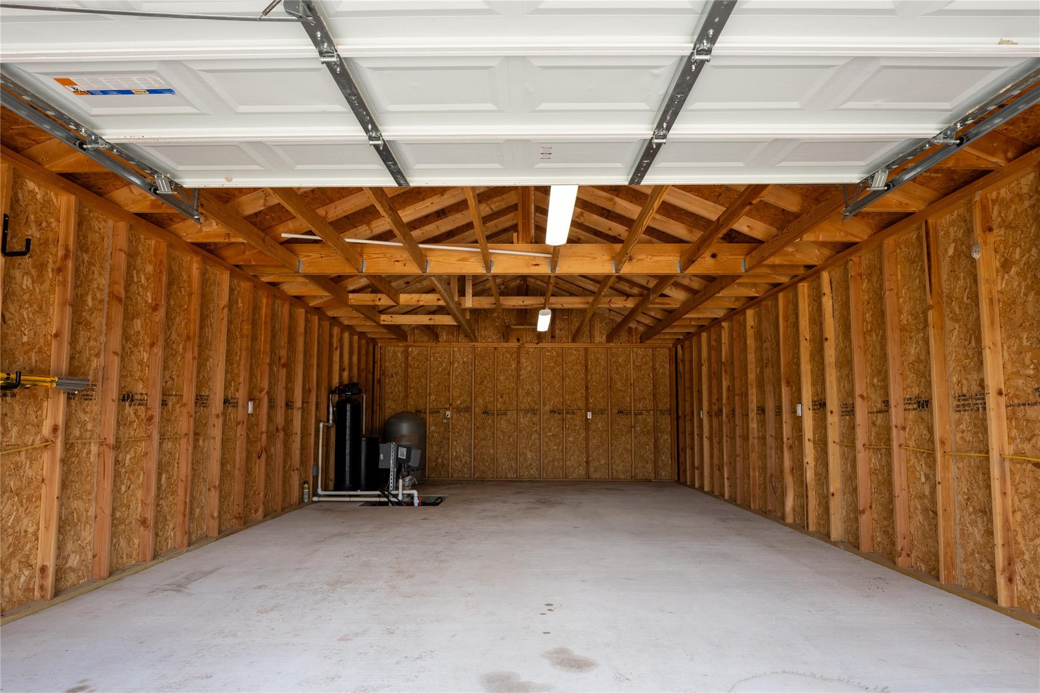 Image 24 of 40 For 722 Wildwood Ln