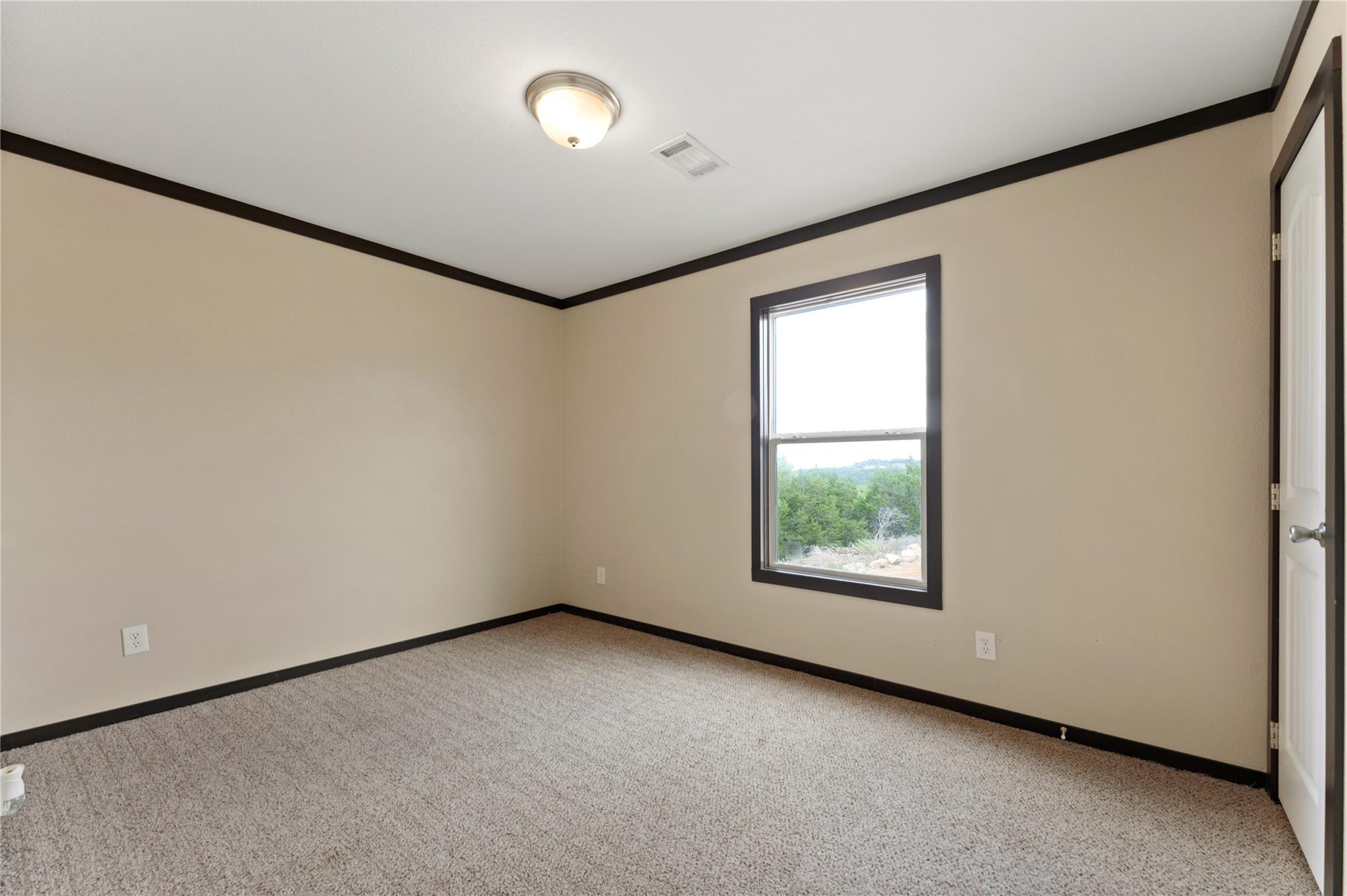 Image 36 of 40 For 722 Wildwood Ln