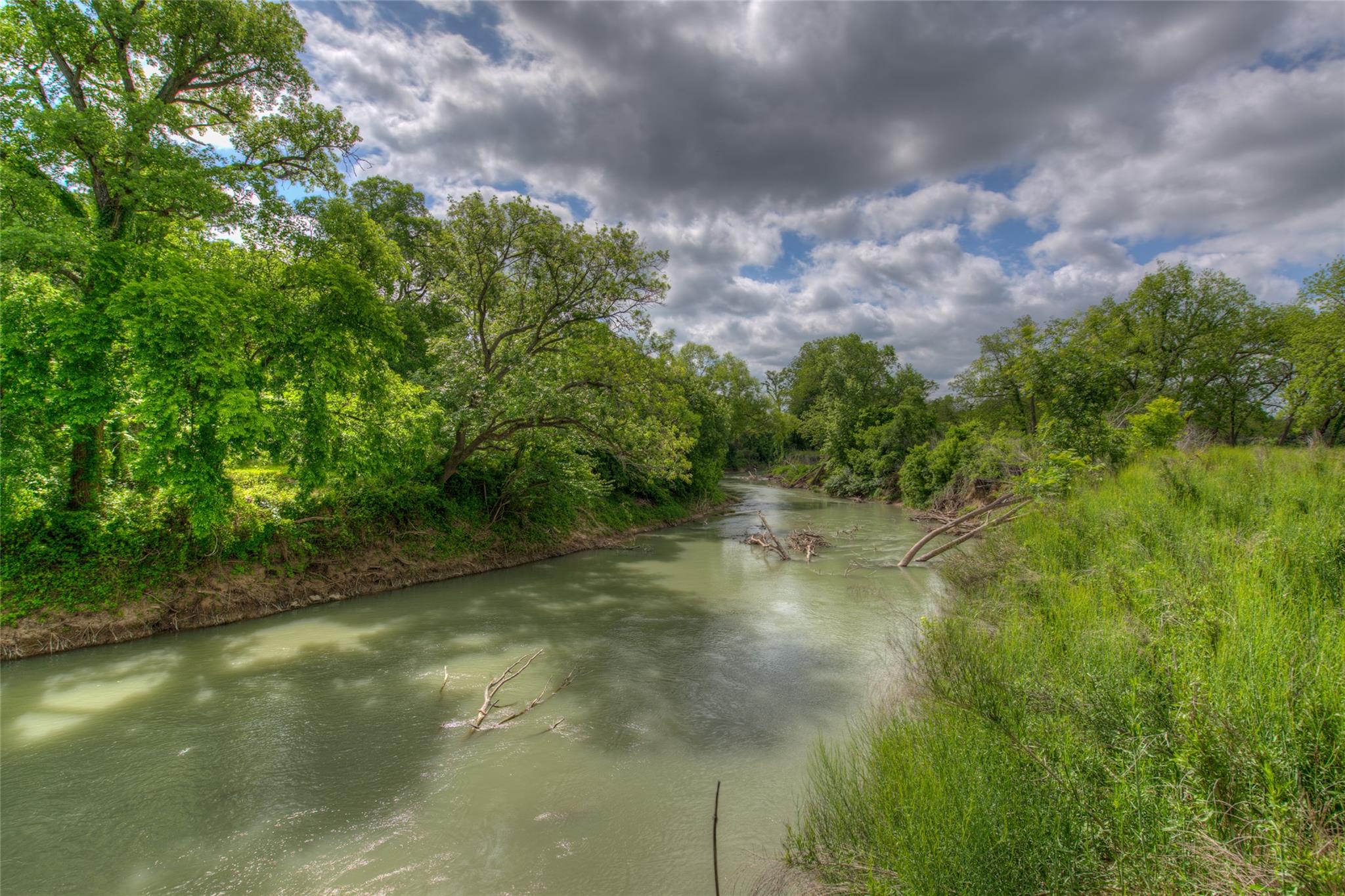 Image 16 of 26 For 2464 County Road 249