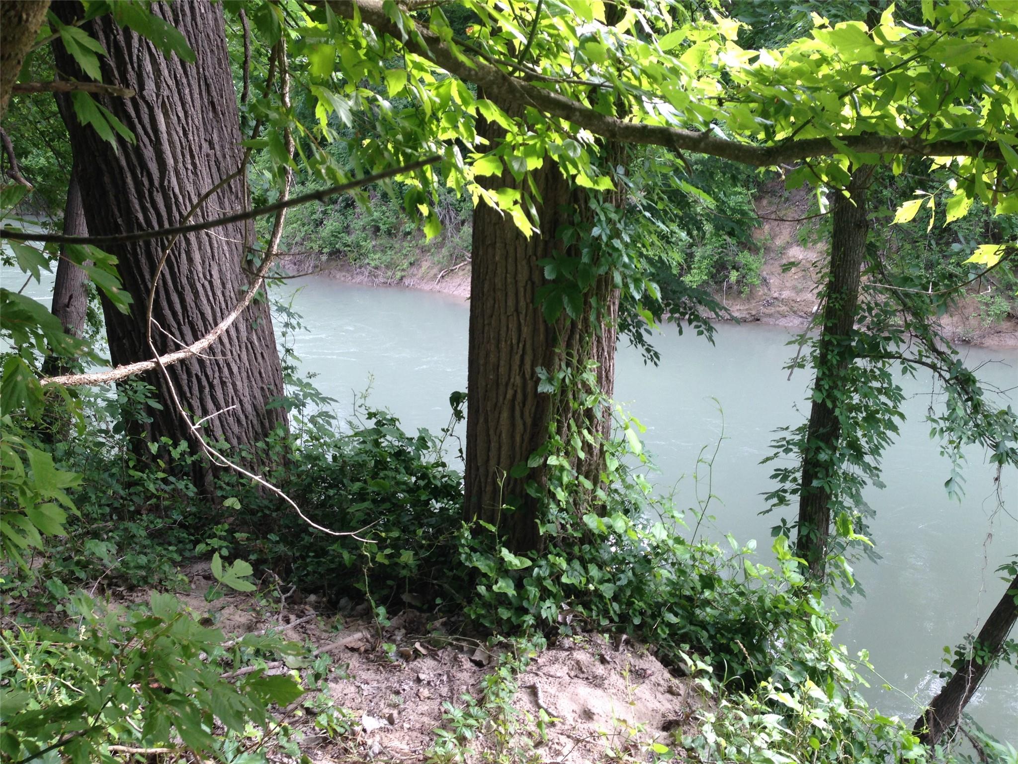 Image 26 of 26 For 2464 County Road 249