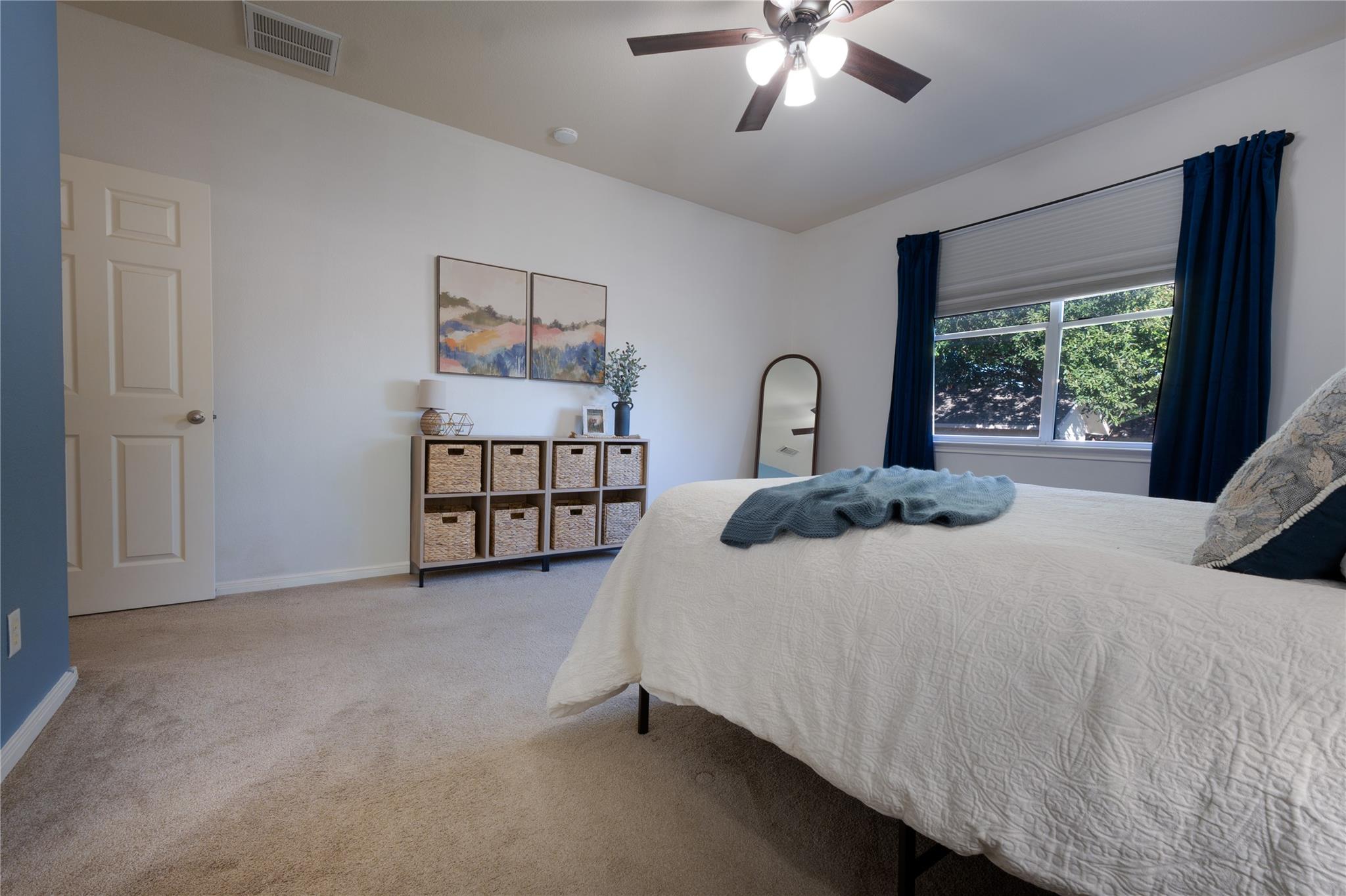 Image 20 of 36 For 2057 Dove Crossing Dr