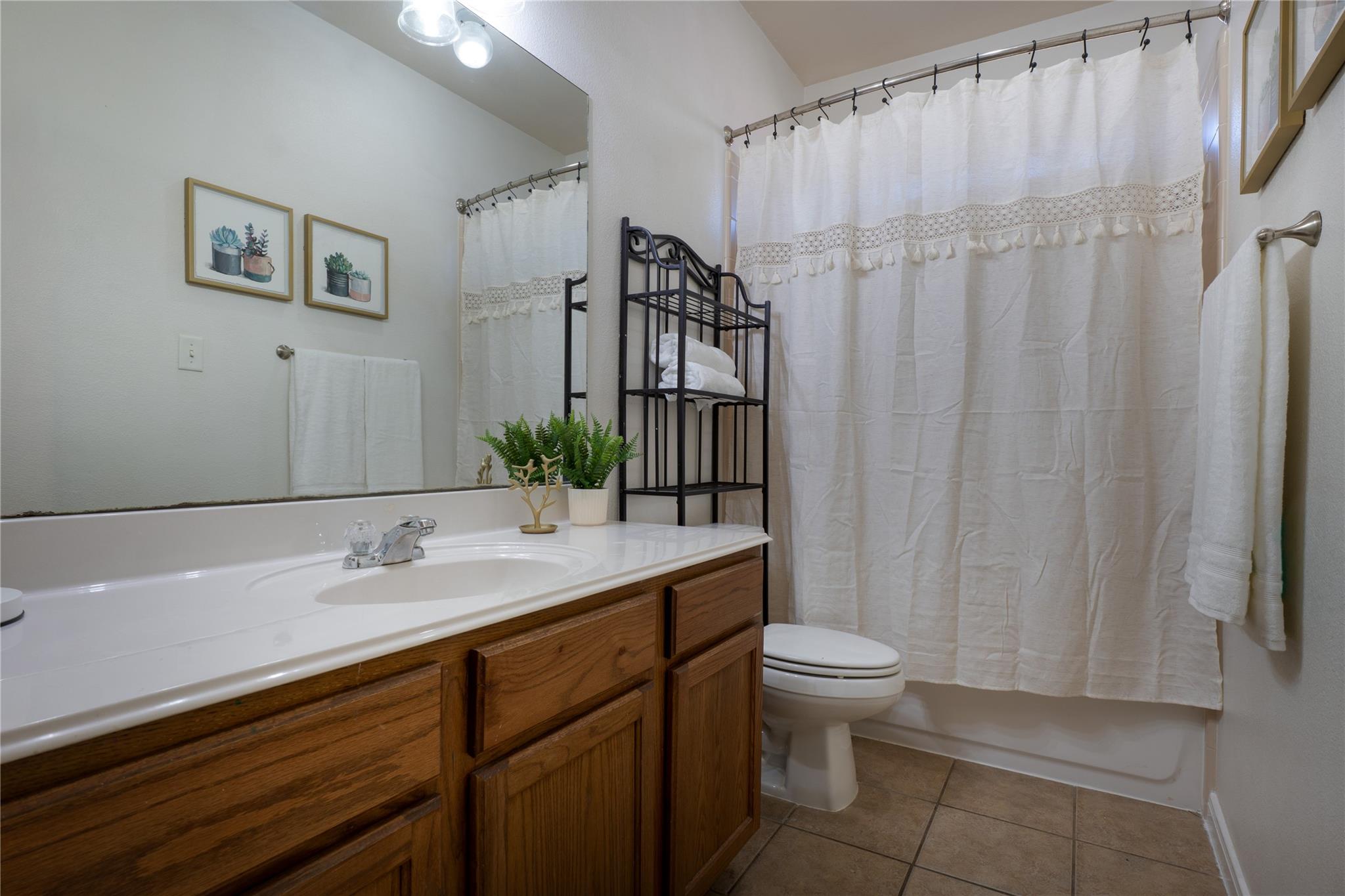 Image 27 of 36 For 2057 Dove Crossing Dr