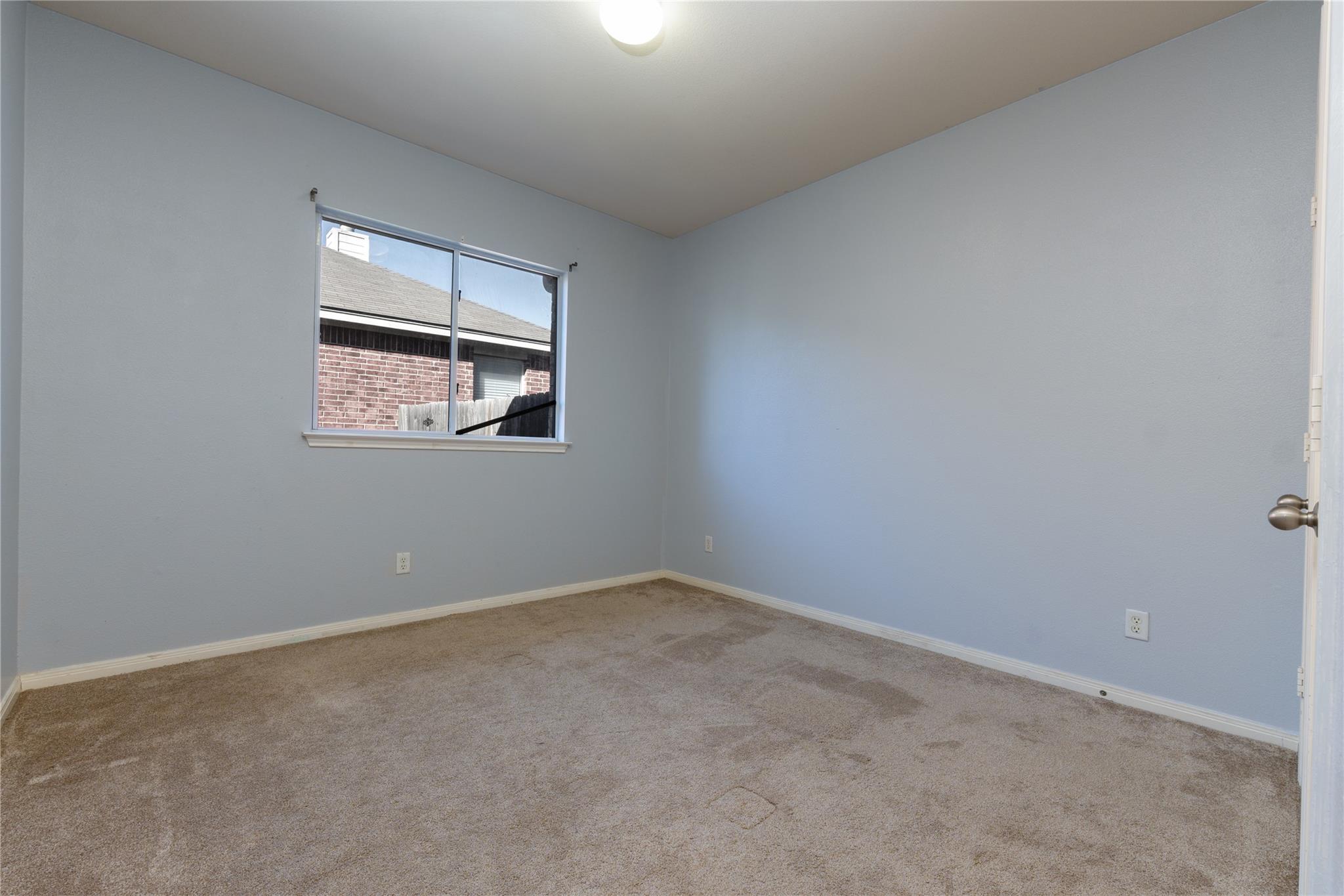 Image 29 of 36 For 2057 Dove Crossing Dr