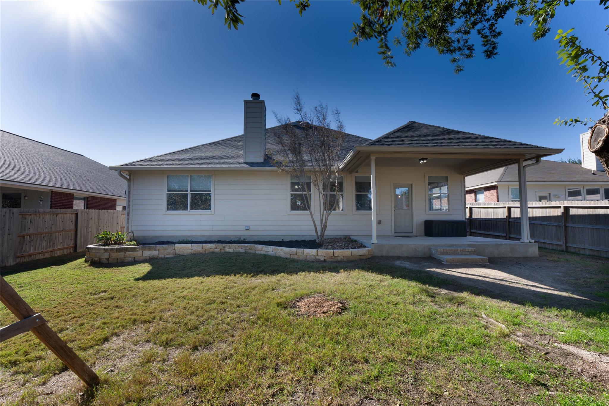 Image 32 of 36 For 2057 Dove Crossing Dr