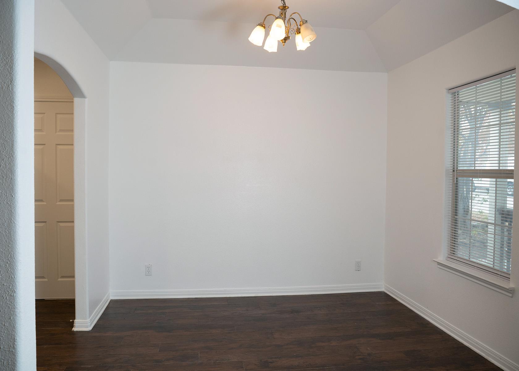 Image 10 of 37 For 2846 Wyoming St