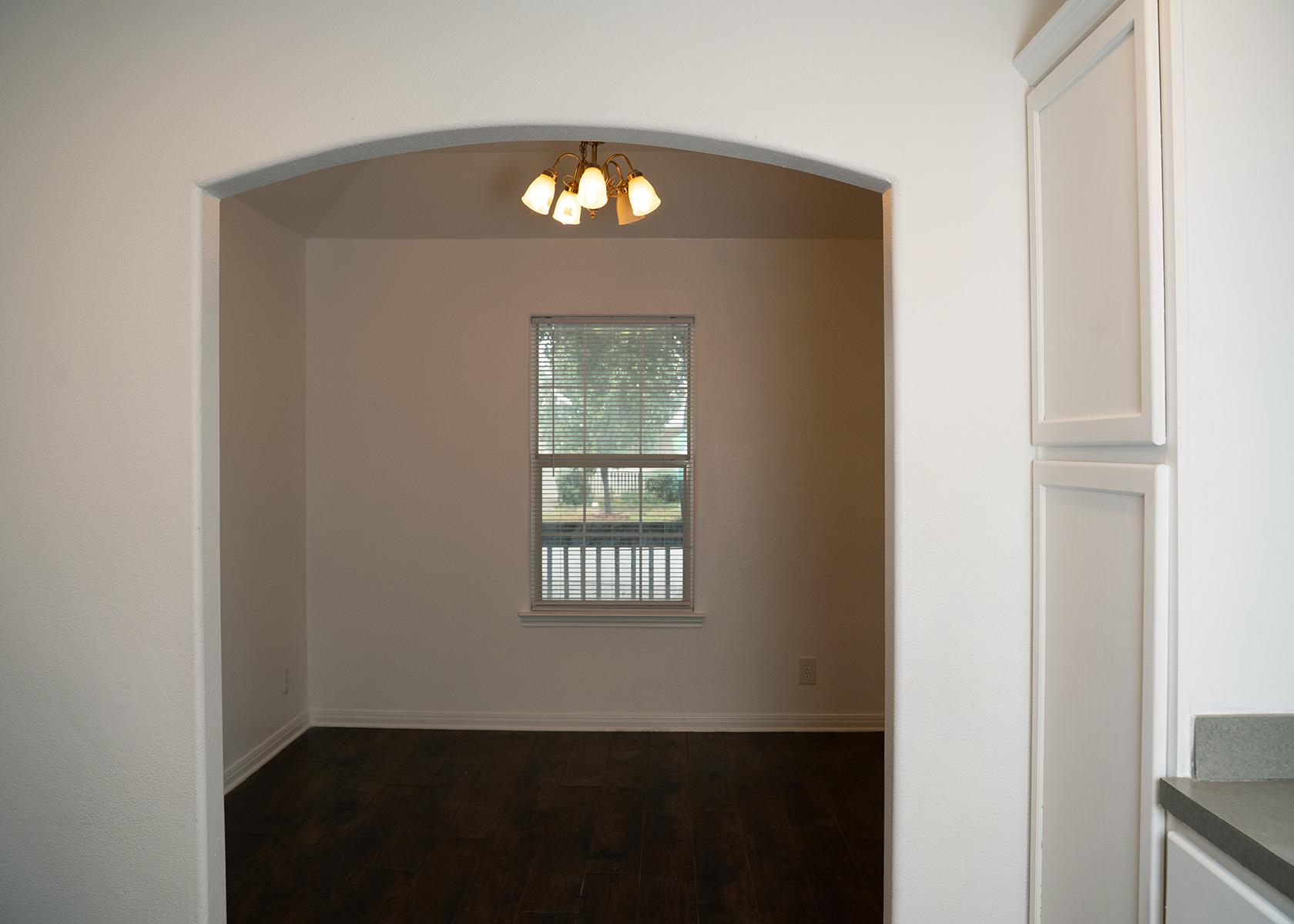 Image 17 of 37 For 2846 Wyoming St