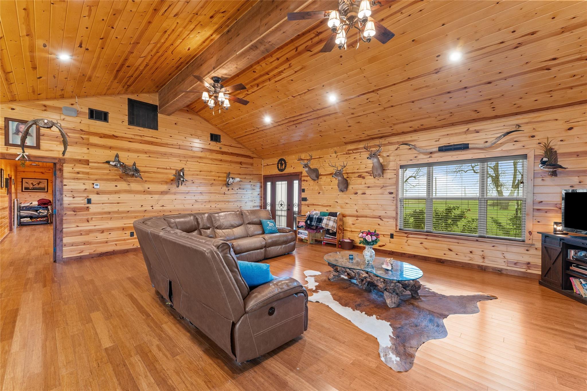 Details for 2951 County Road 360, Bartlett, TX 76511