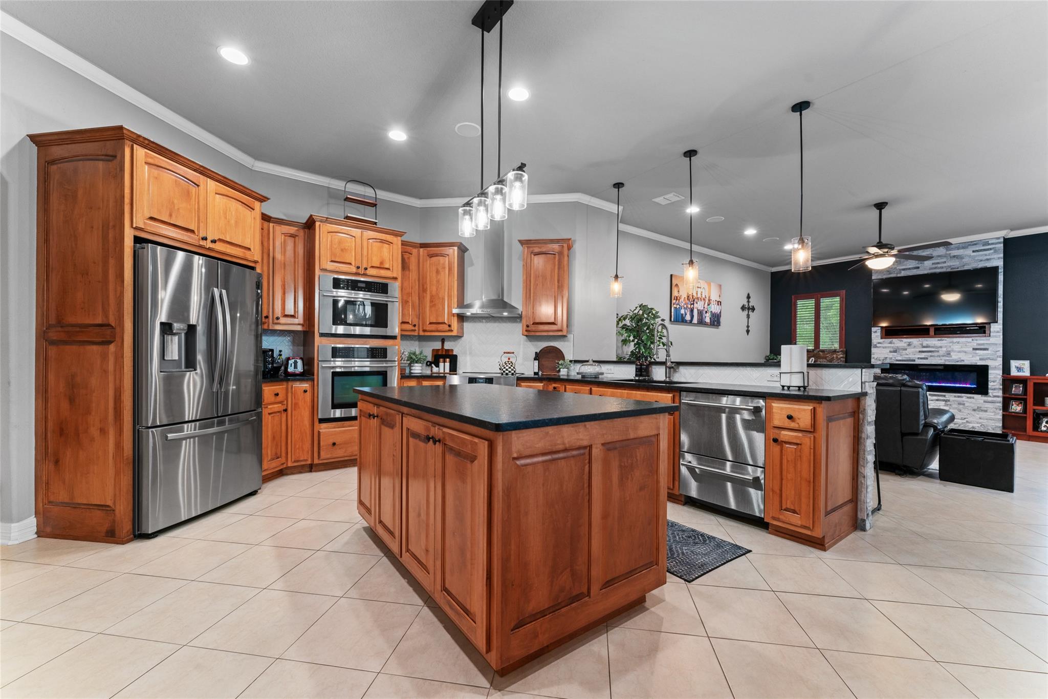 Image 15 of 37 For 27906 Bogen Rd