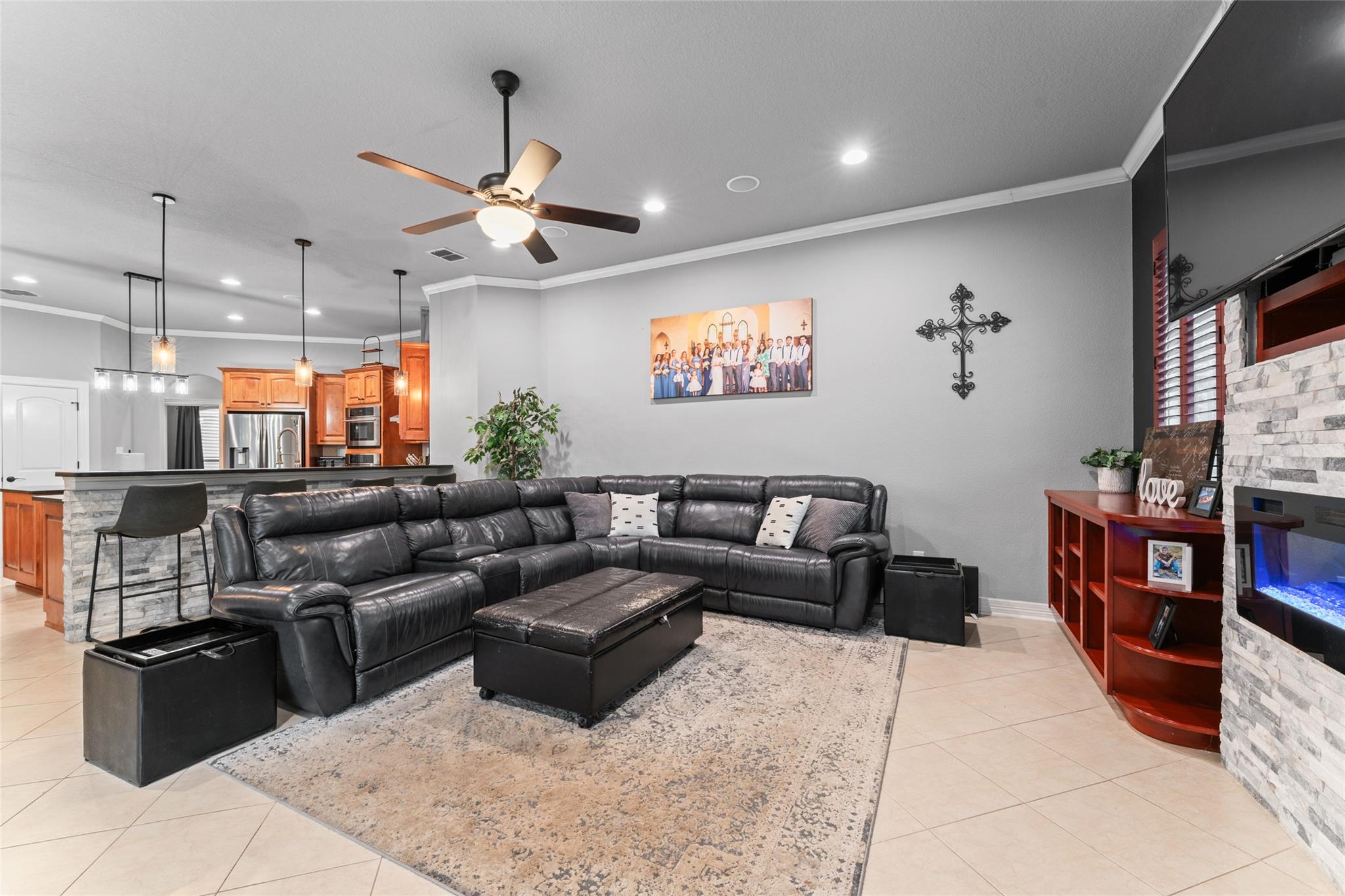 Image 21 of 37 For 27906 Bogen Rd