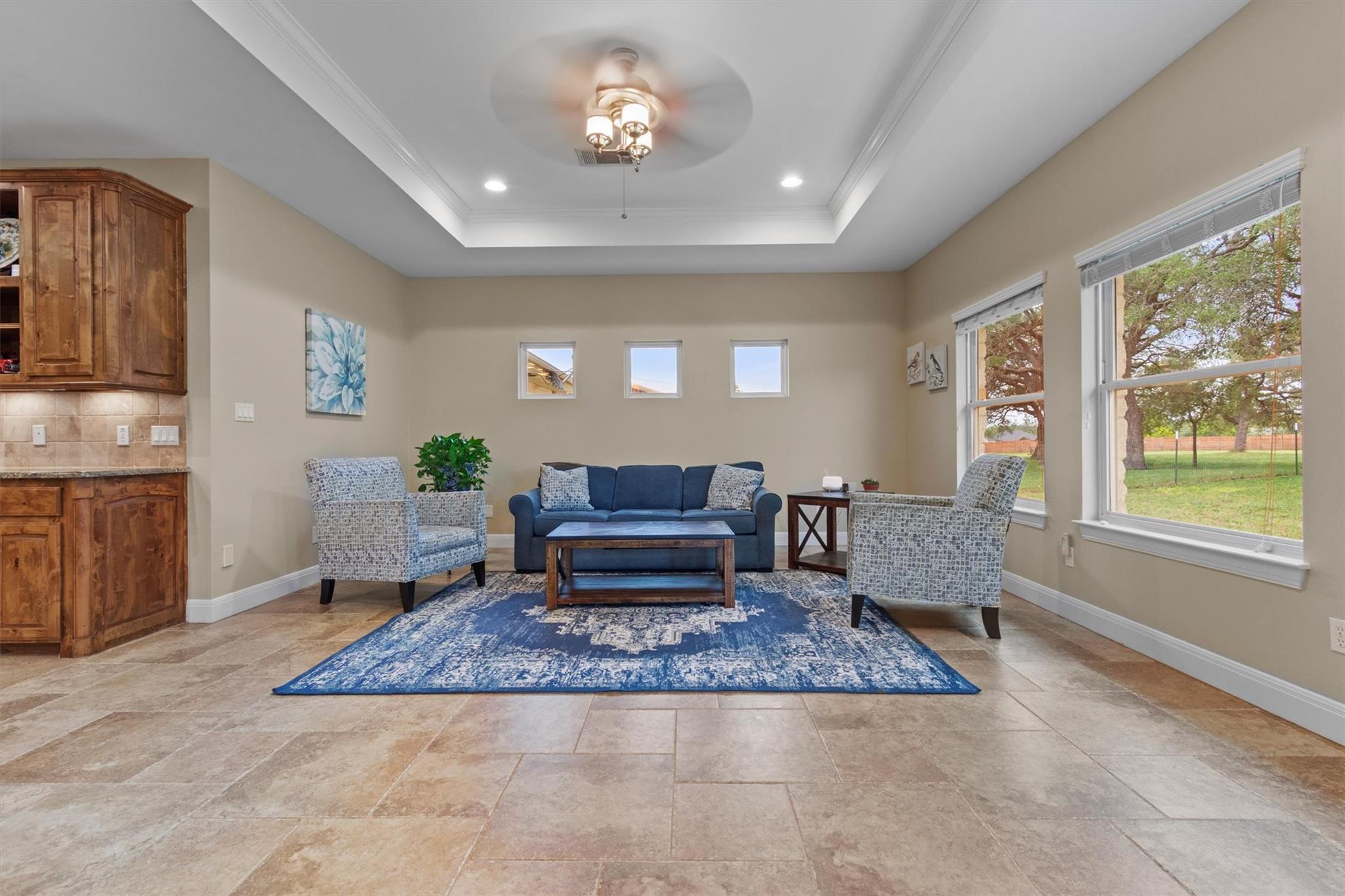 Image 10 of 40 For 8169 Ranch Road 2338