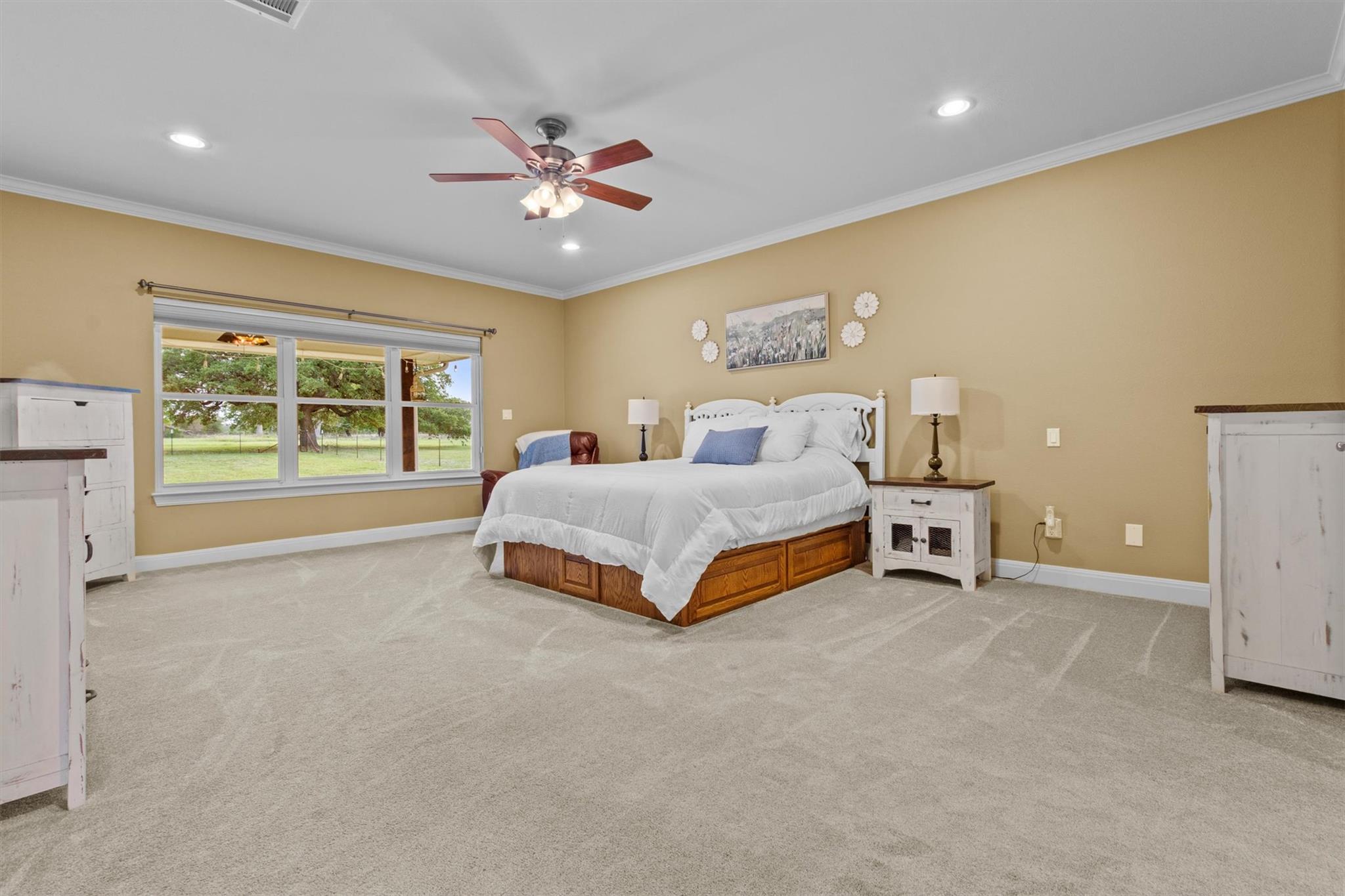 Image 20 of 40 For 8169 Ranch Road 2338