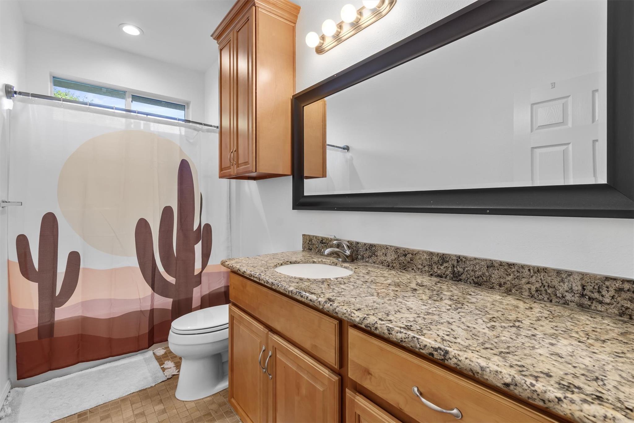 Image 35 of 40 For 8169 Ranch Road 2338