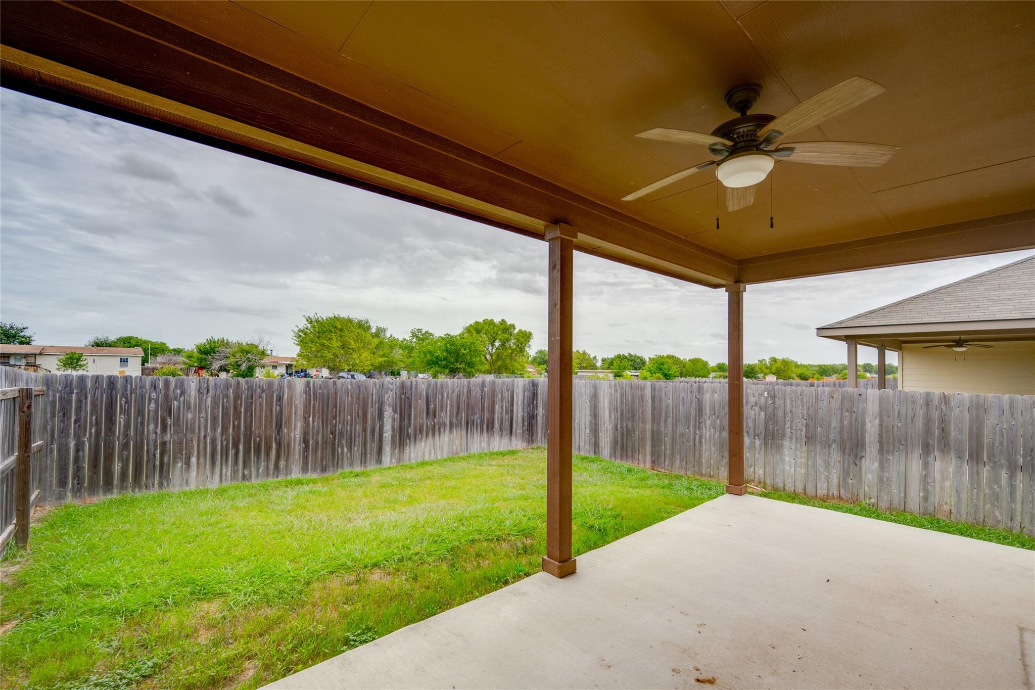 Image 15 of 17 For 2545 Pahmeyer Rd 2545