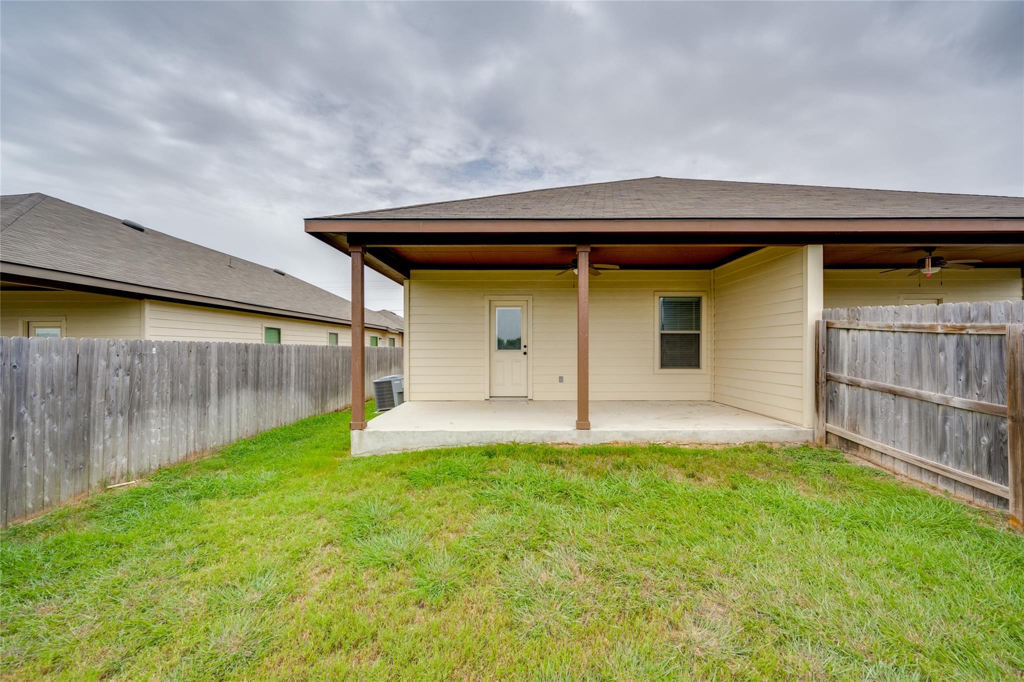 Image 16 of 17 For 2545 Pahmeyer Rd 2545