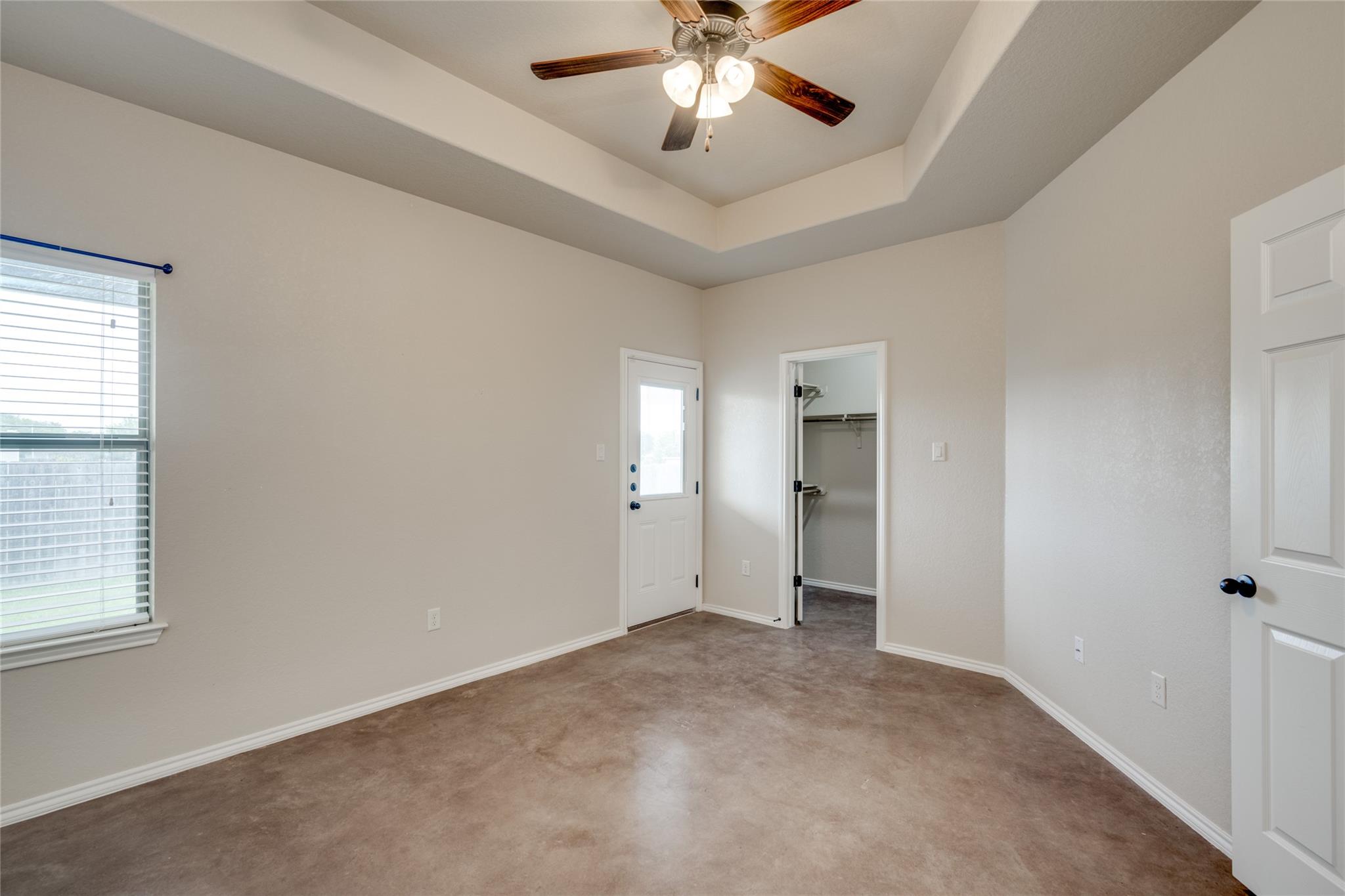 Image 7 of 17 For 2545 Pahmeyer Rd 2545