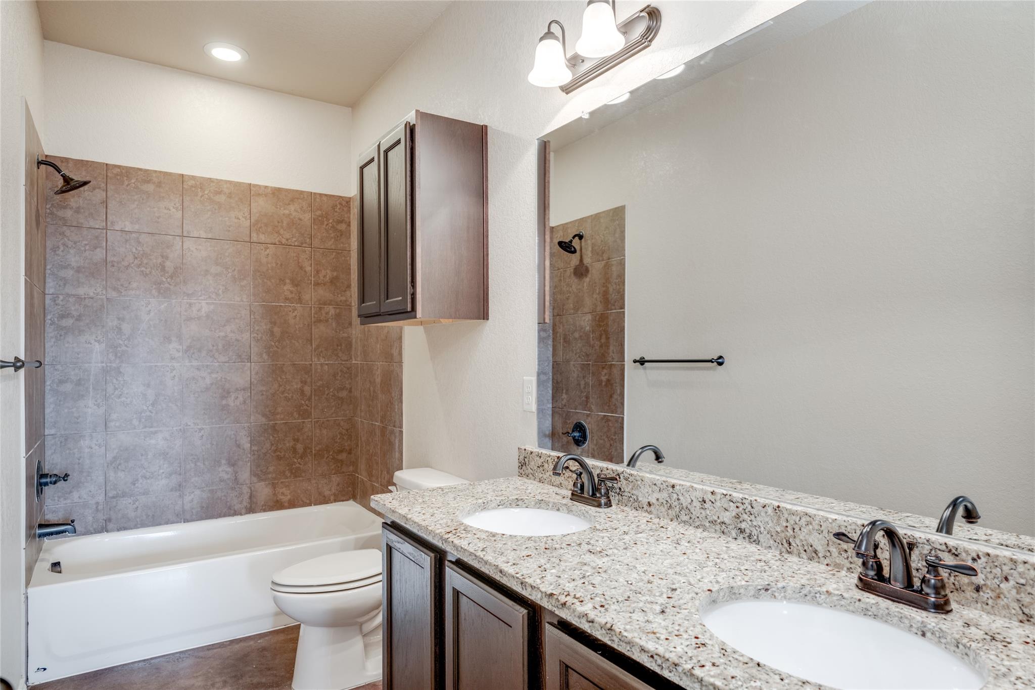 Image 9 of 17 For 2545 Pahmeyer Rd 2545
