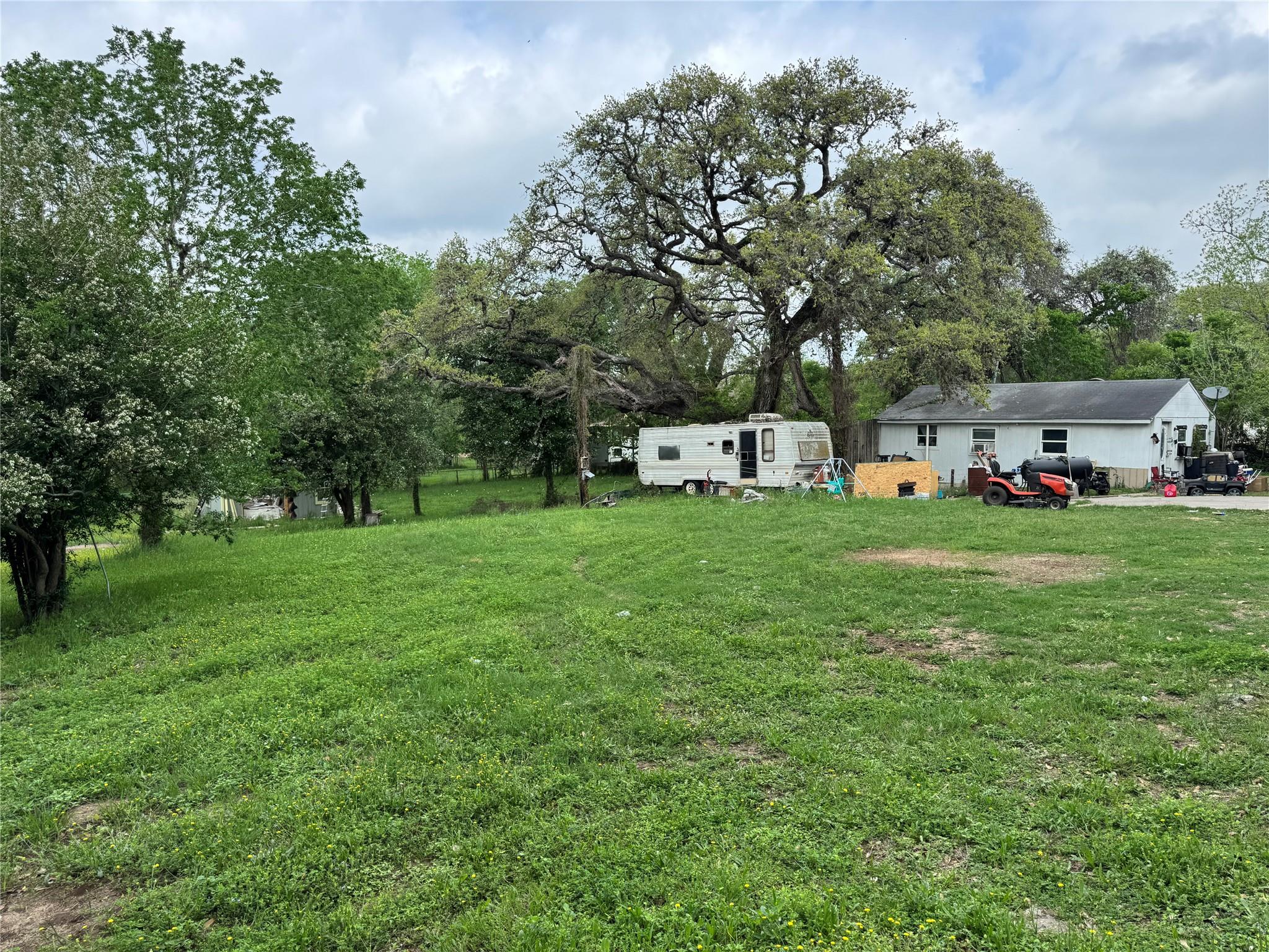 Details for 103 Reiffert St, Cuero, TX 77954
