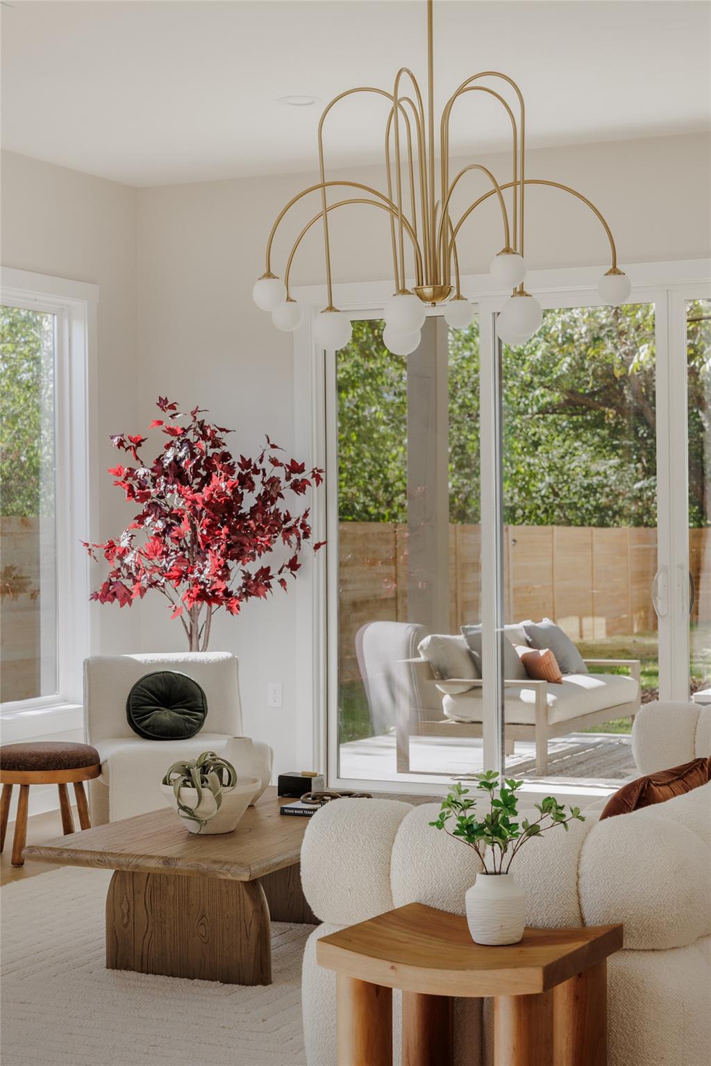 Image 10 of 32 For 901 Redd St 1