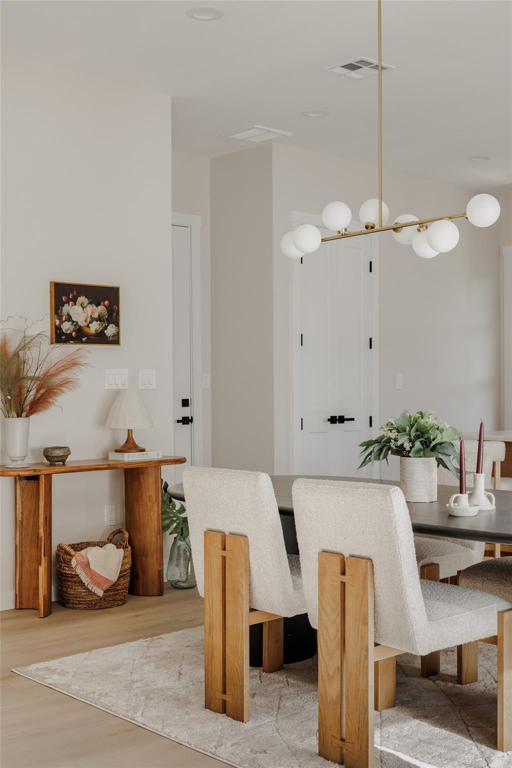 Image 8 of 32 For 901 Redd St 1