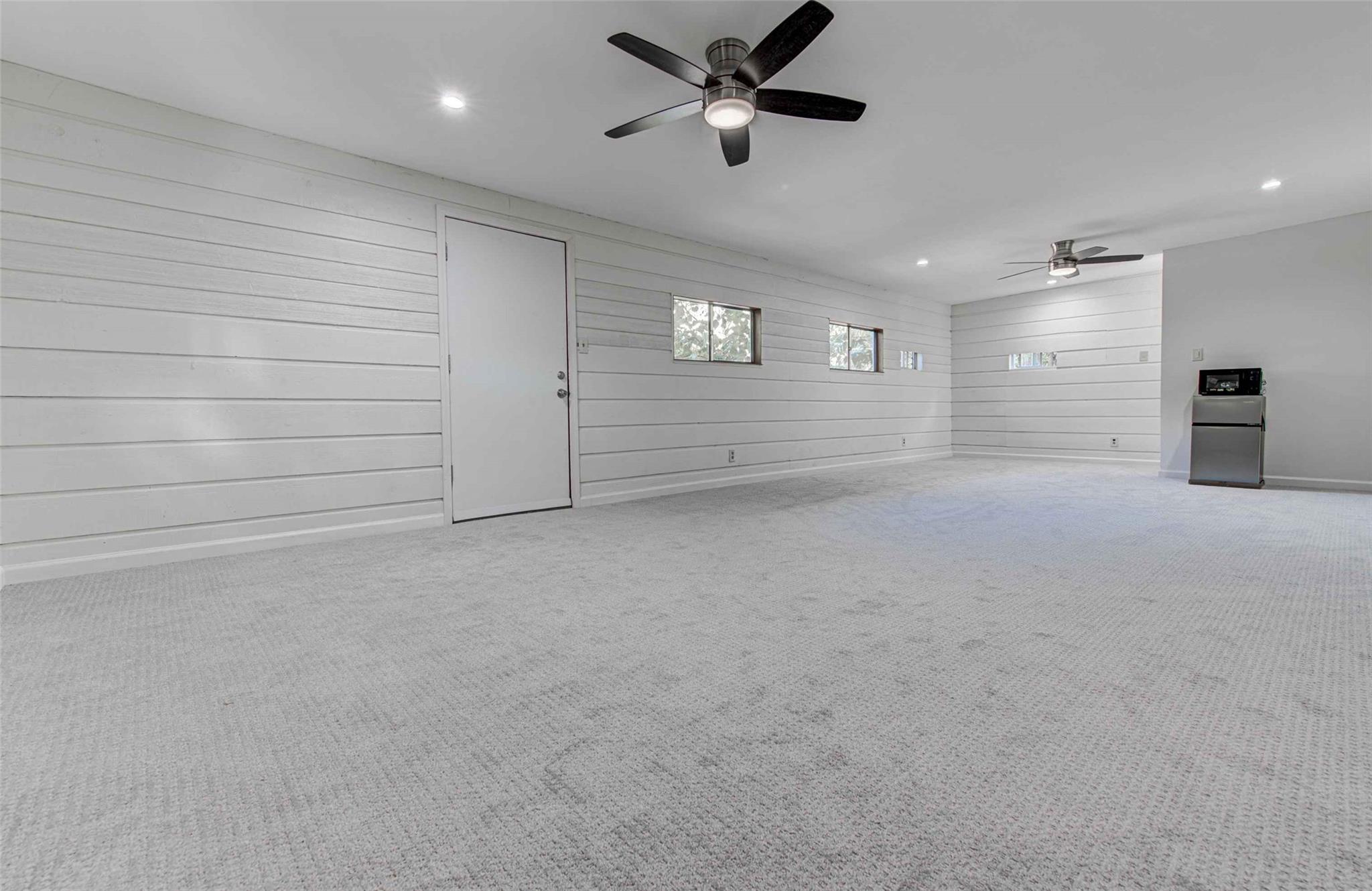 Image 27 of 33 For 110 Saint Johns Ave