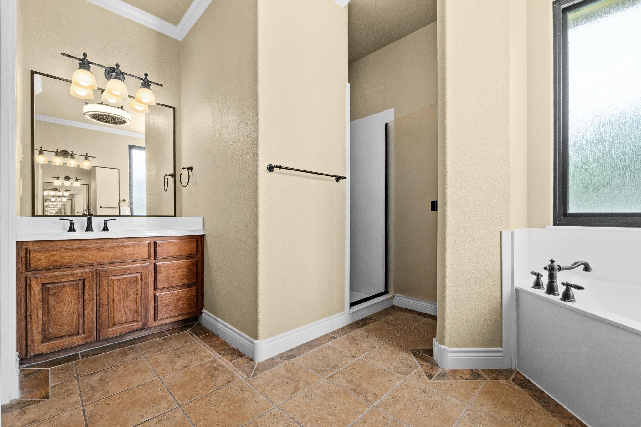 Image 20 of 40 For 1135 Redleaf Dr