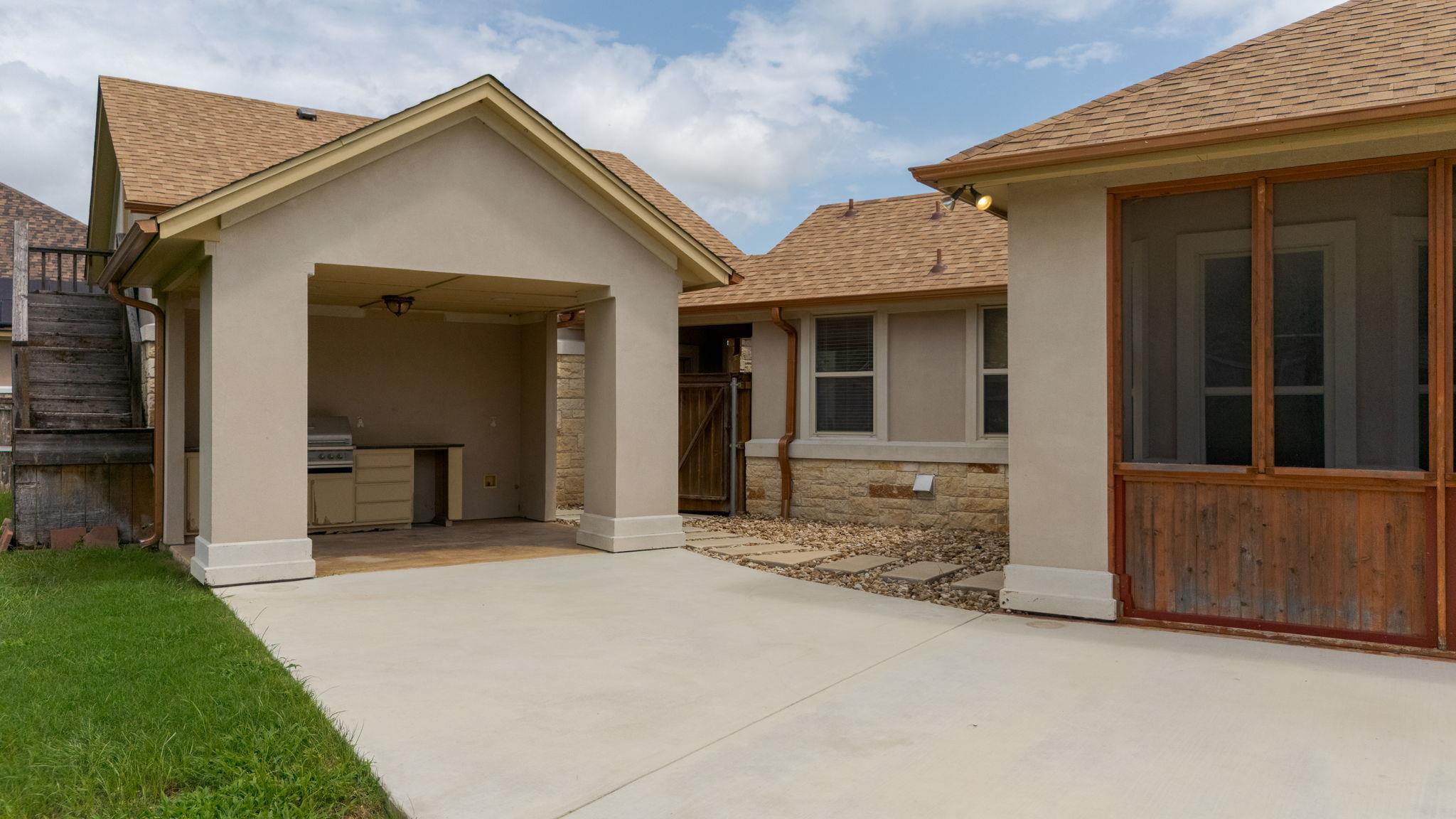 Image 38 of 40 For 1135 Redleaf Dr