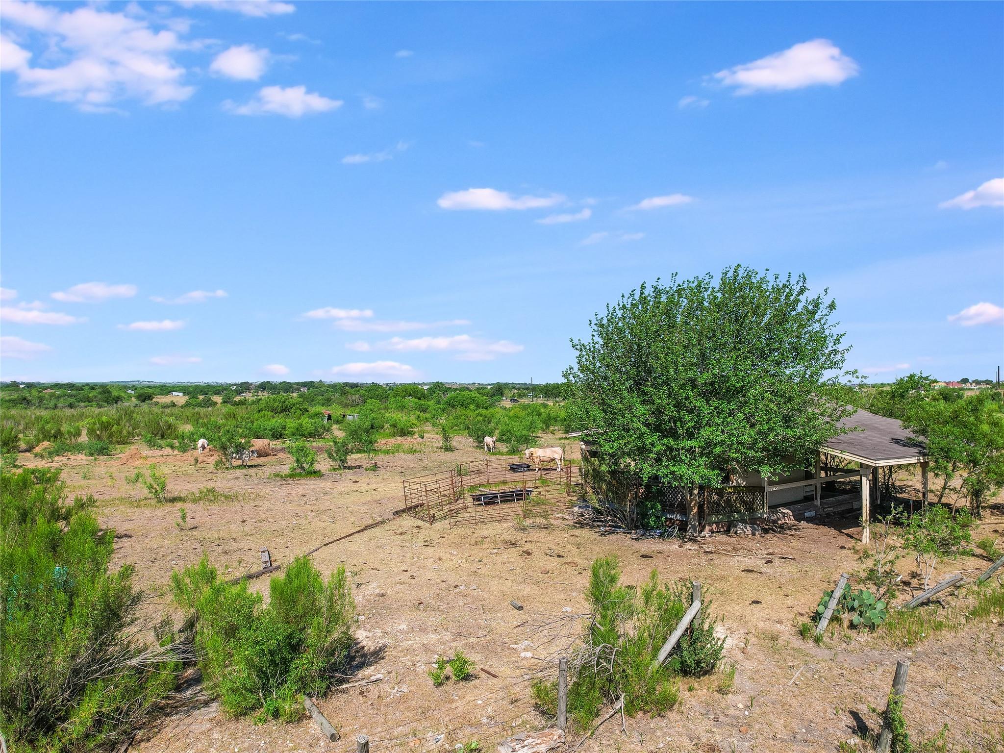 Image 5 of 11 For 550 Schubert Ln