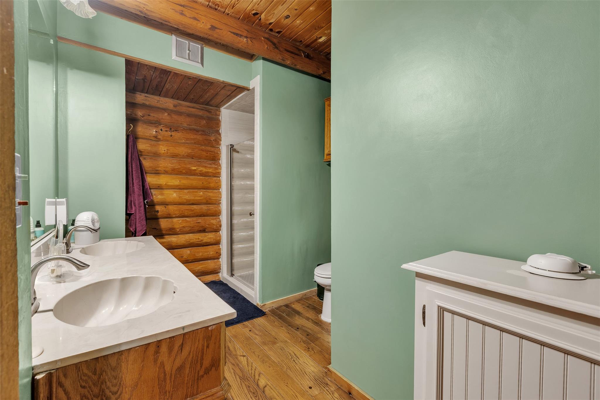 Image 21 of 30 For 2662 Edgegrove