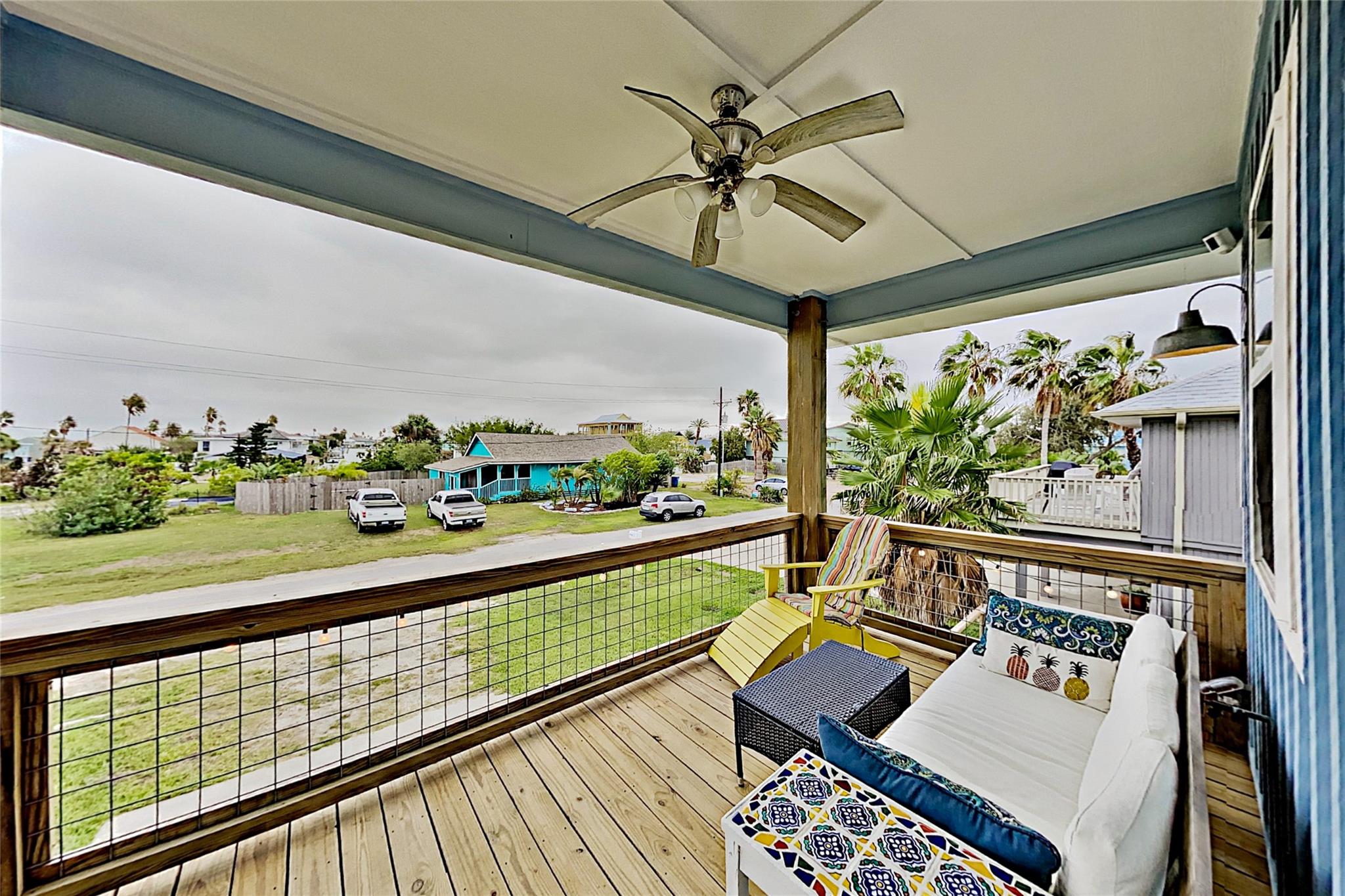 Image 7 of 33 For 1 Jamaica Dr