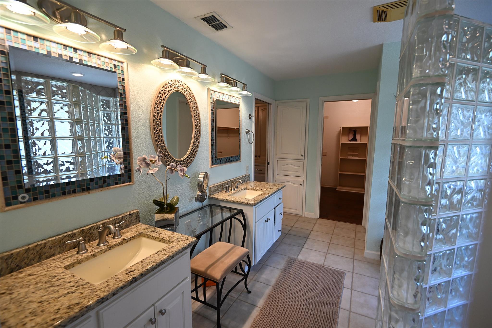 Image 15 of 32 For 7621 Dietz Elkhorn Rd