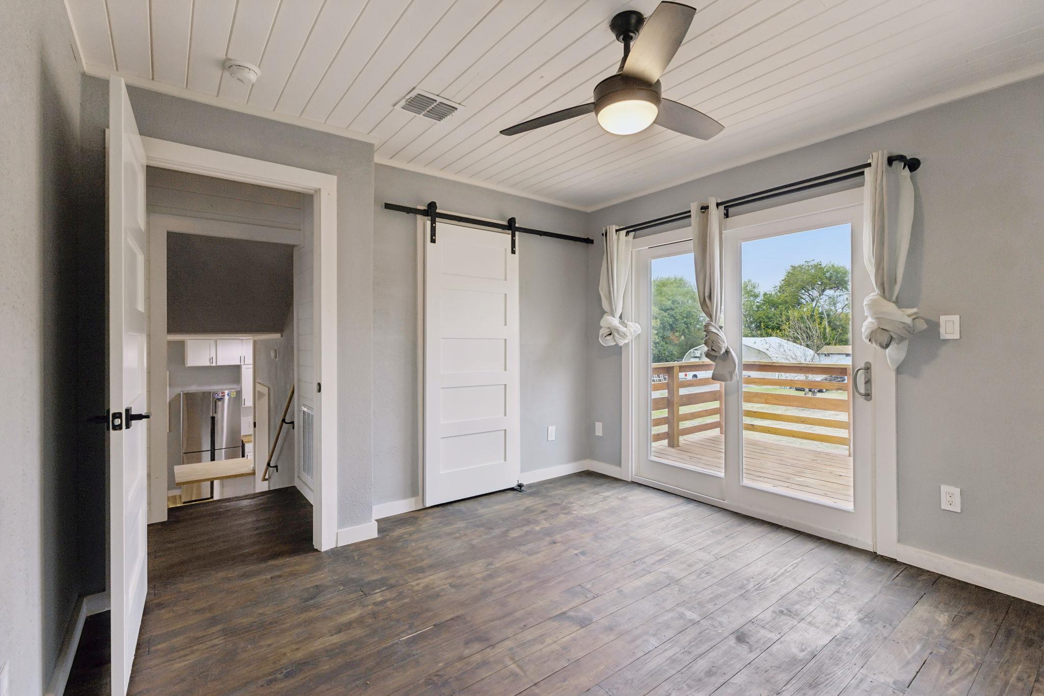 Image 11 of 30 For 2902 Katy St