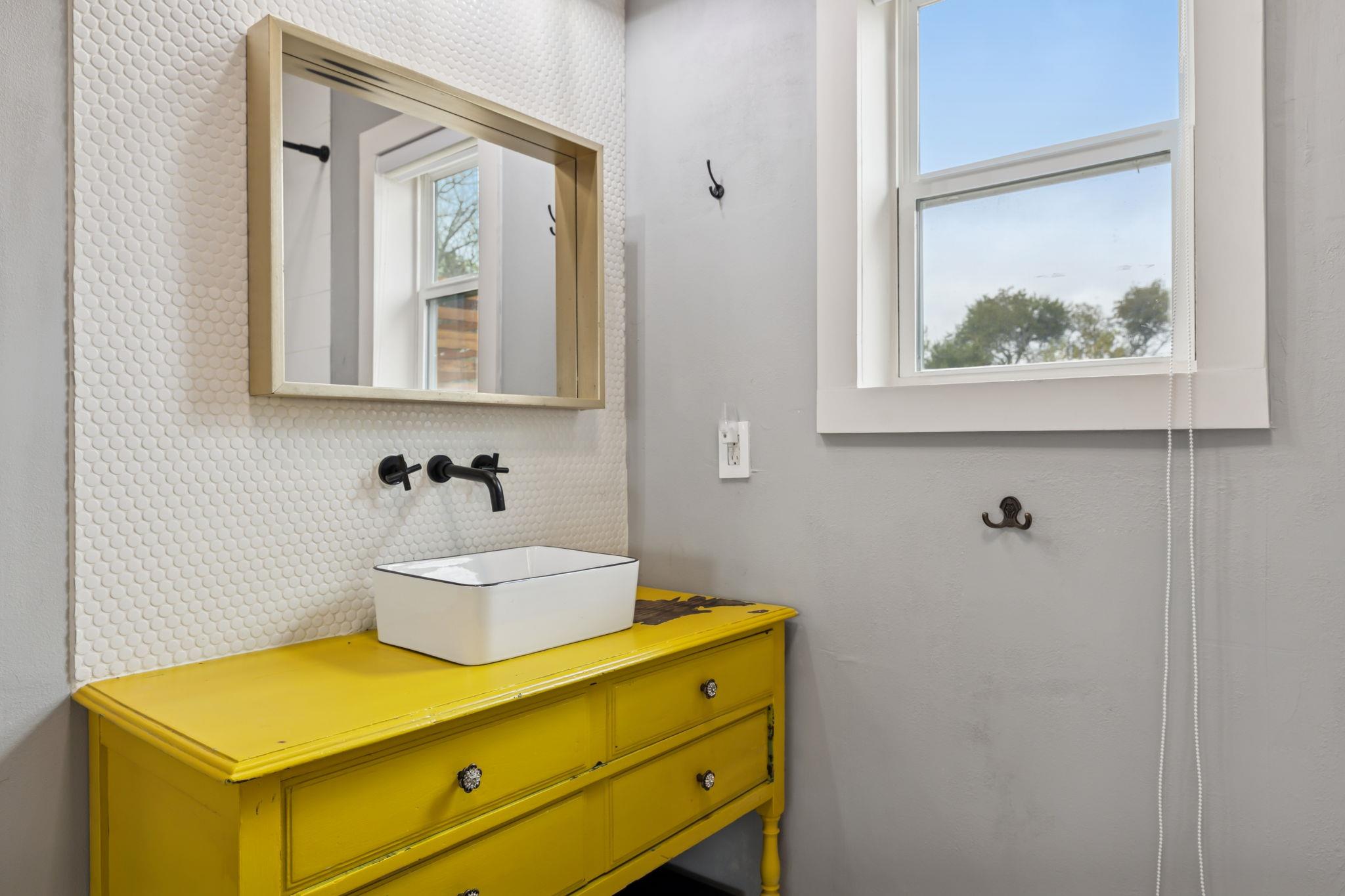 Image 13 of 30 For 2902 Katy St