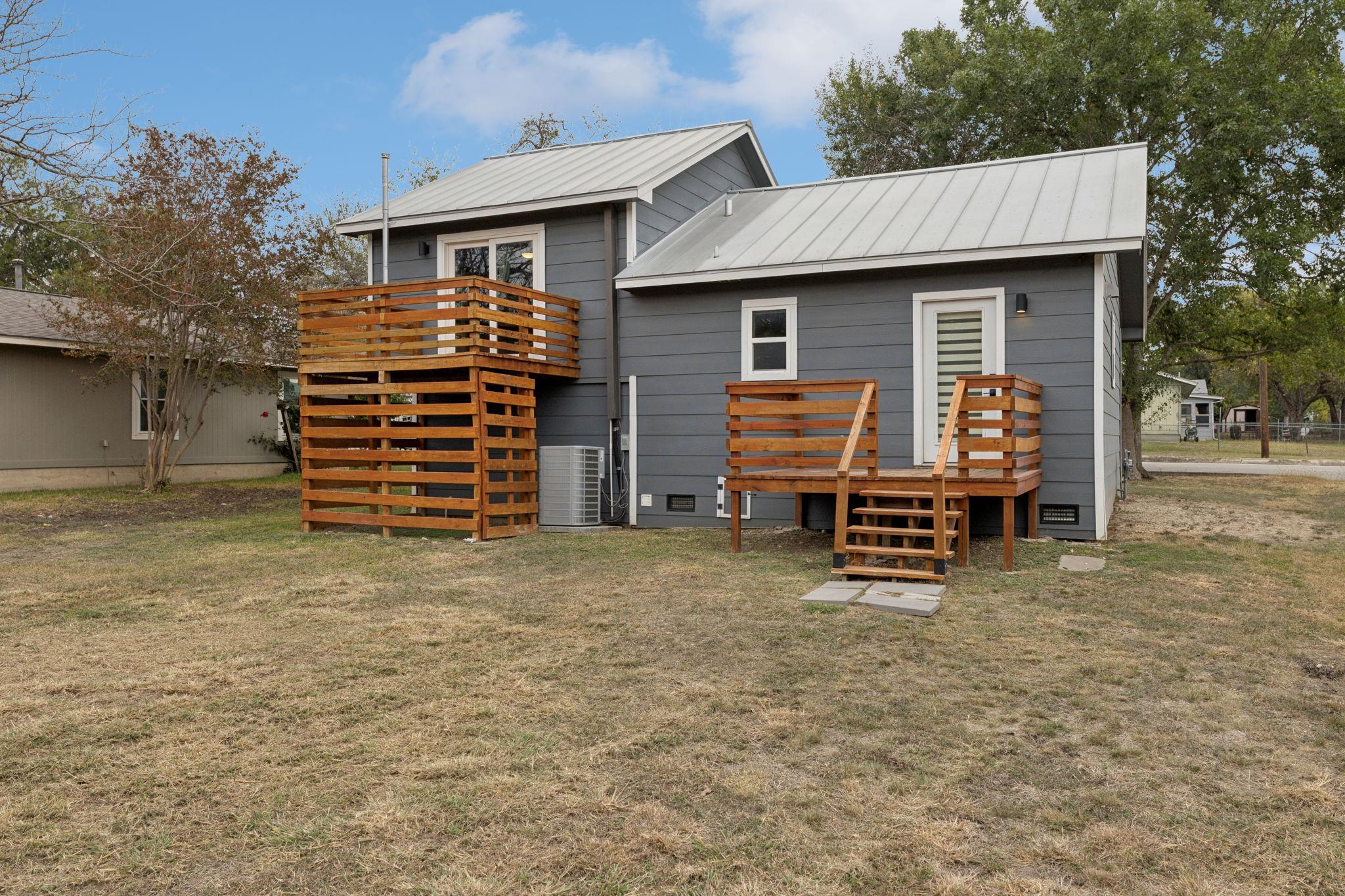 Image 26 of 30 For 2902 Katy St