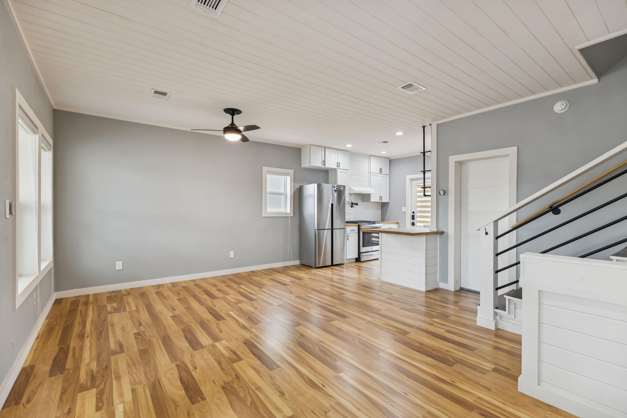 Image 6 of 30 For 2902 Katy St