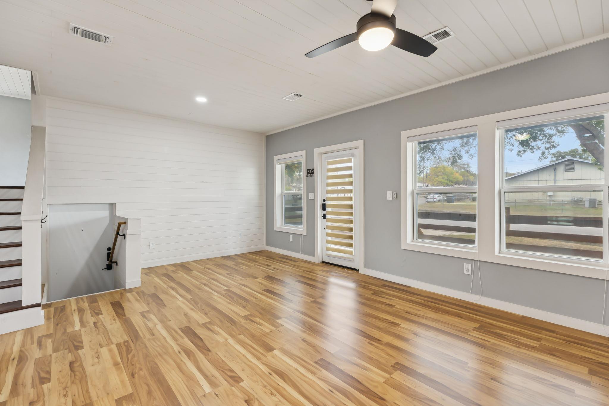 Image 8 of 30 For 2902 Katy St