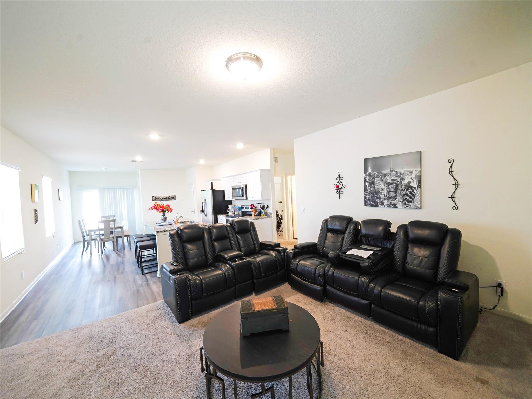 Image 10 of 34 For 4814 Flying Hooves