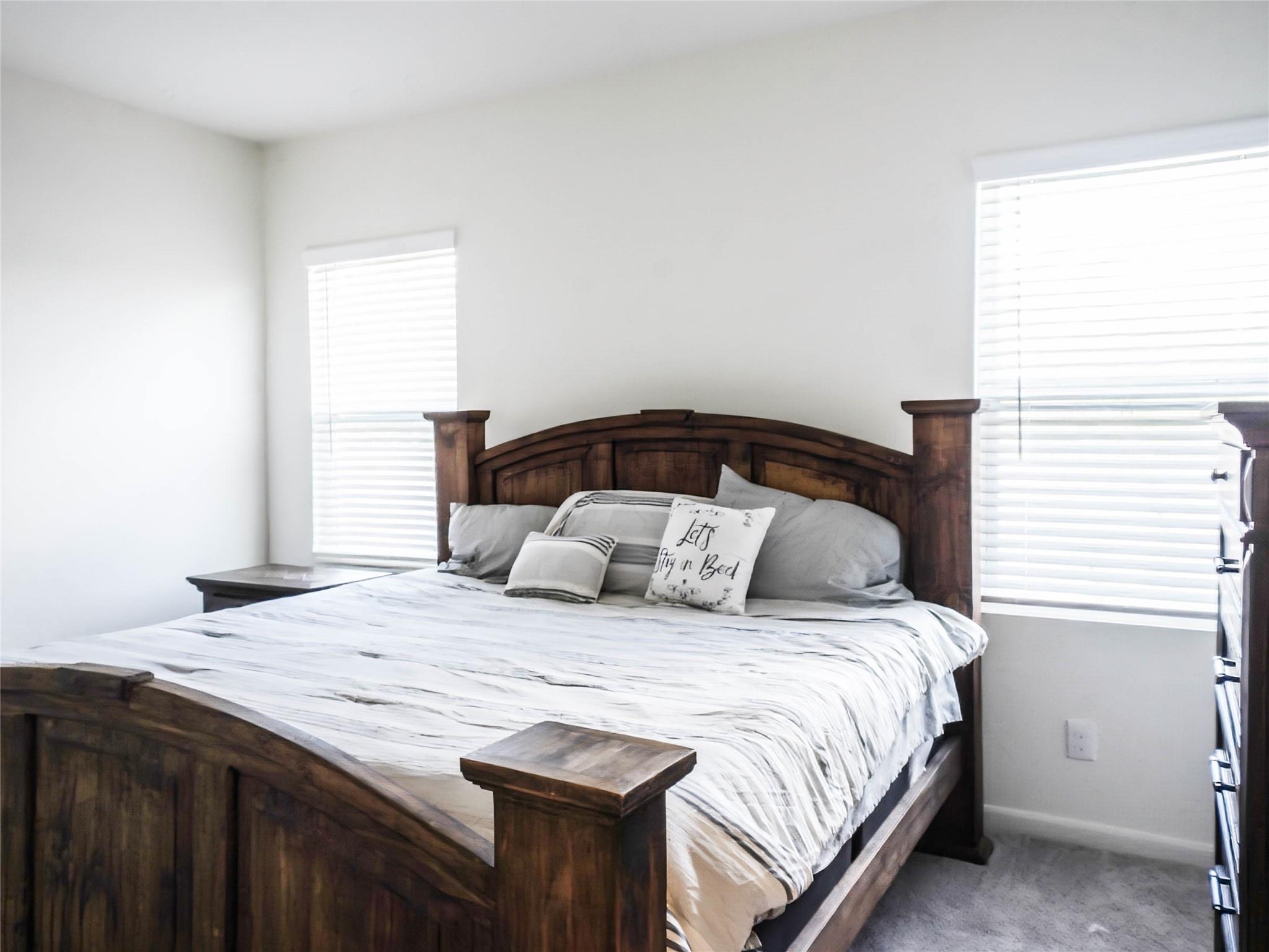 Image 19 of 34 For 4814 Flying Hooves