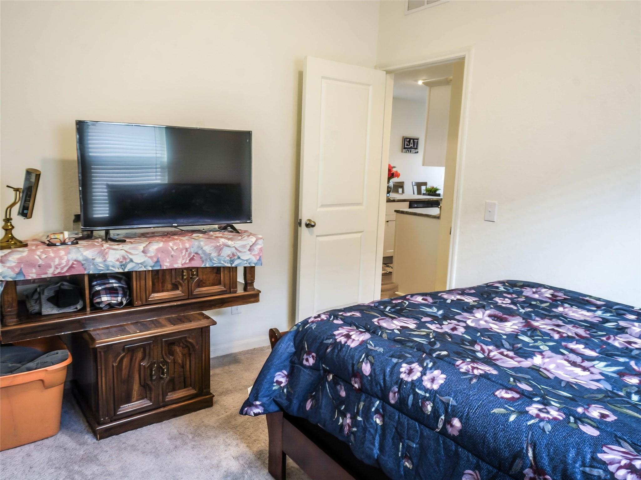 Image 26 of 34 For 4814 Flying Hooves