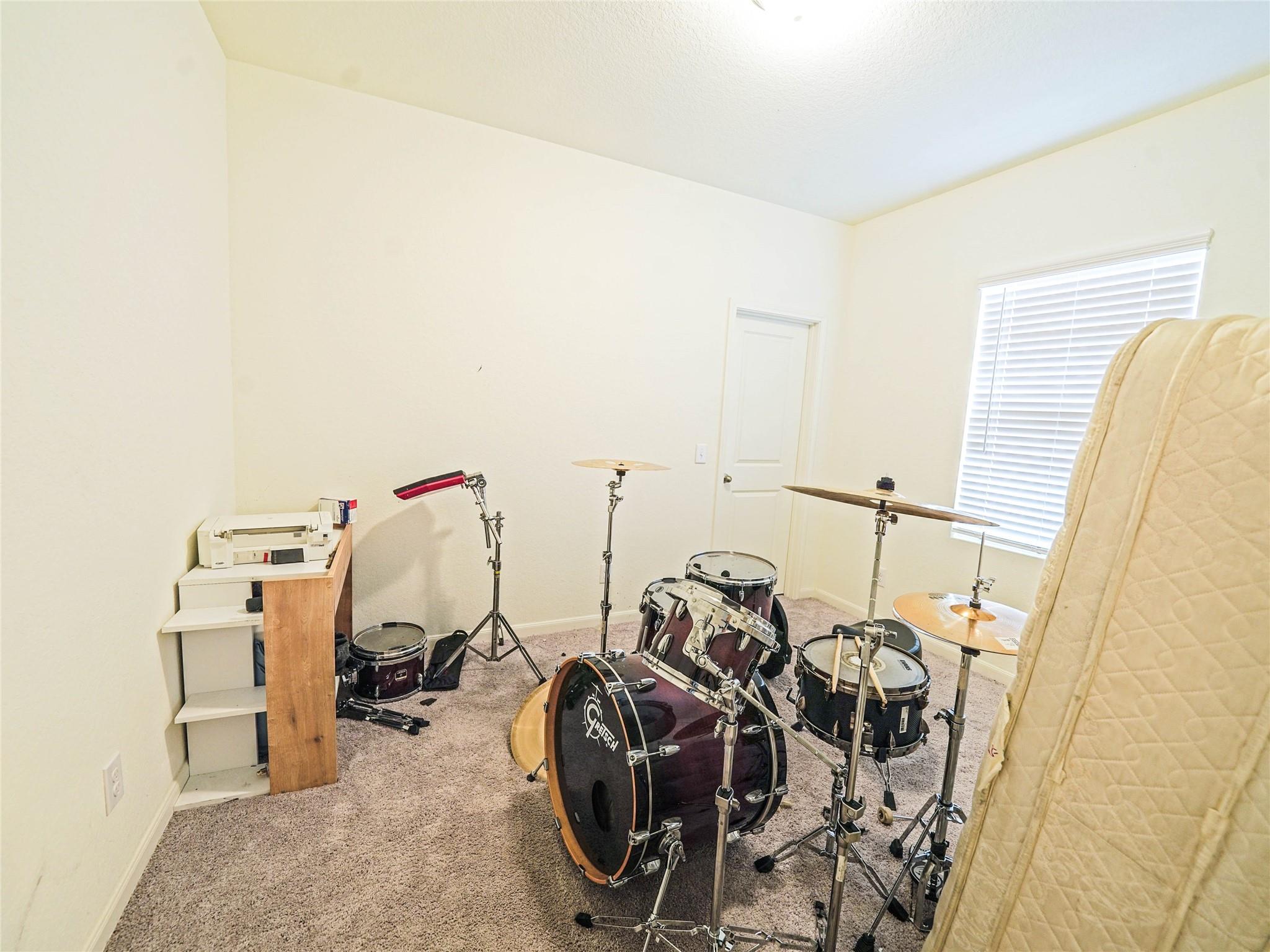 Image 30 of 34 For 4814 Flying Hooves