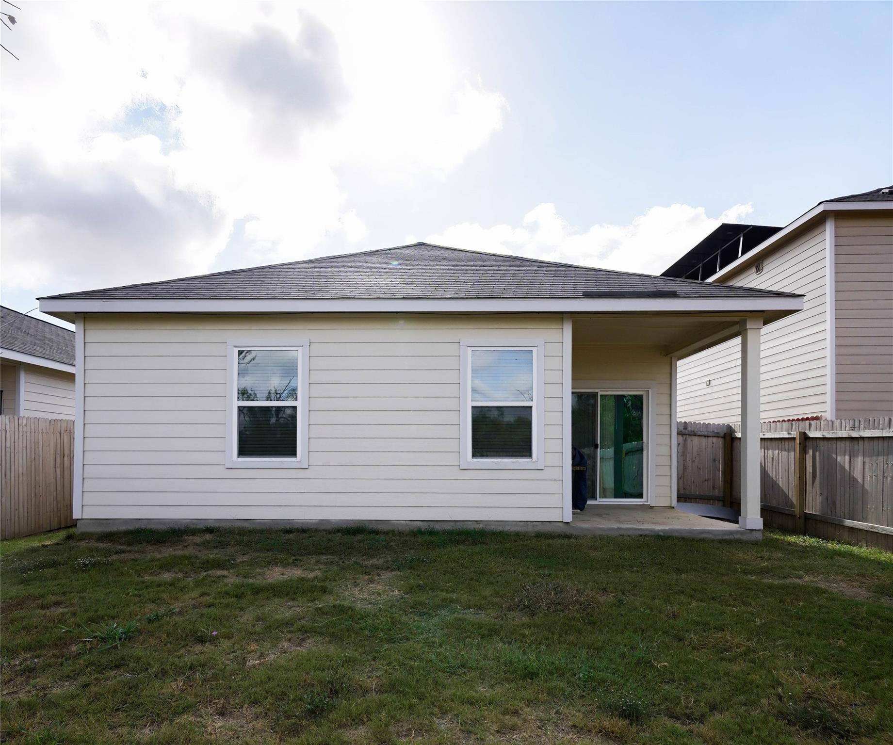 Image 31 of 34 For 4814 Flying Hooves