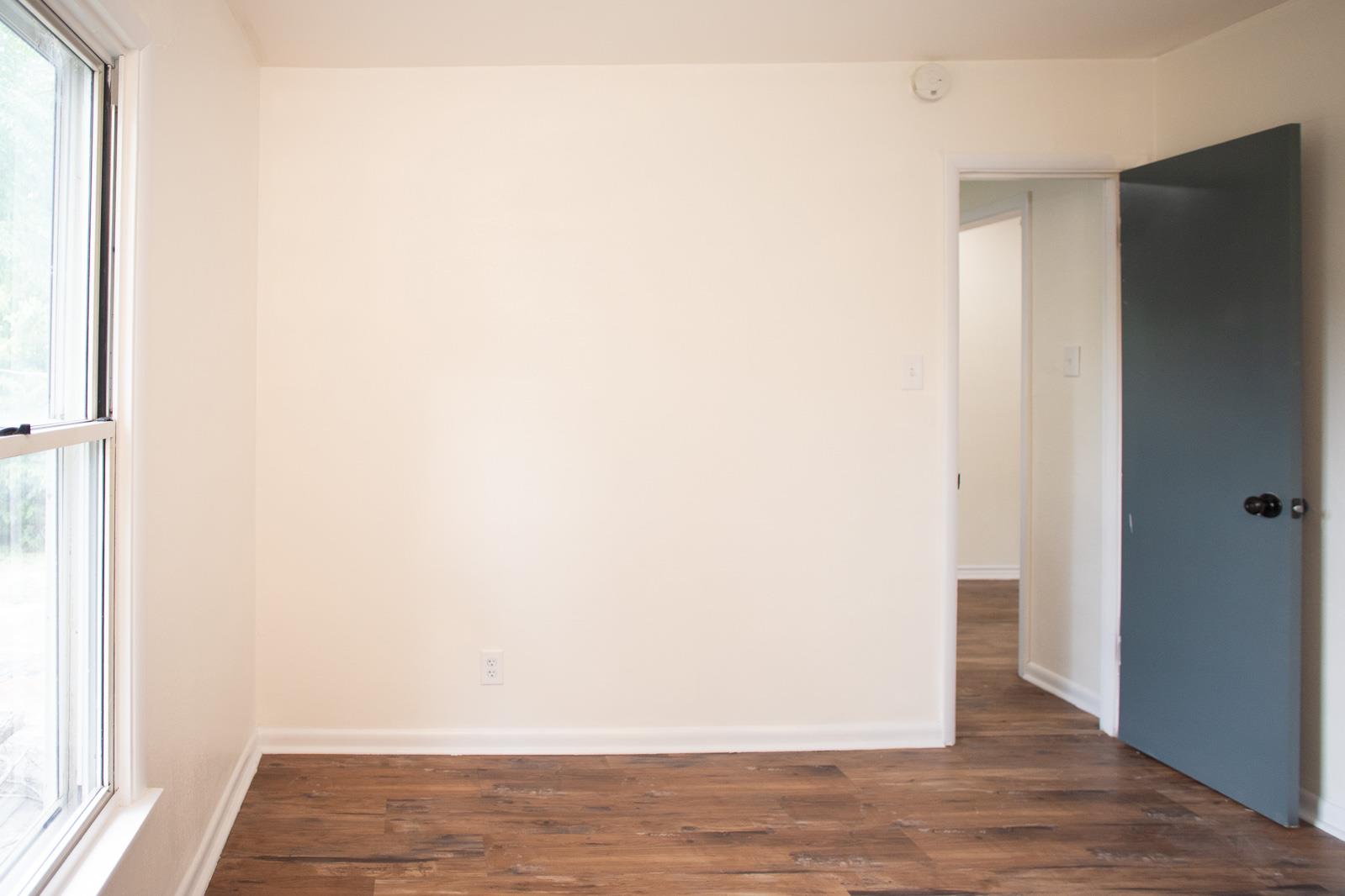 Image 21 of 36 For 302 Patton Dr