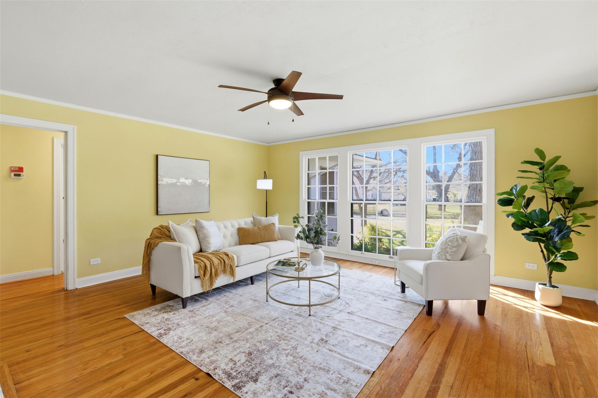 Image 2 of 22 For 1506 Grace St